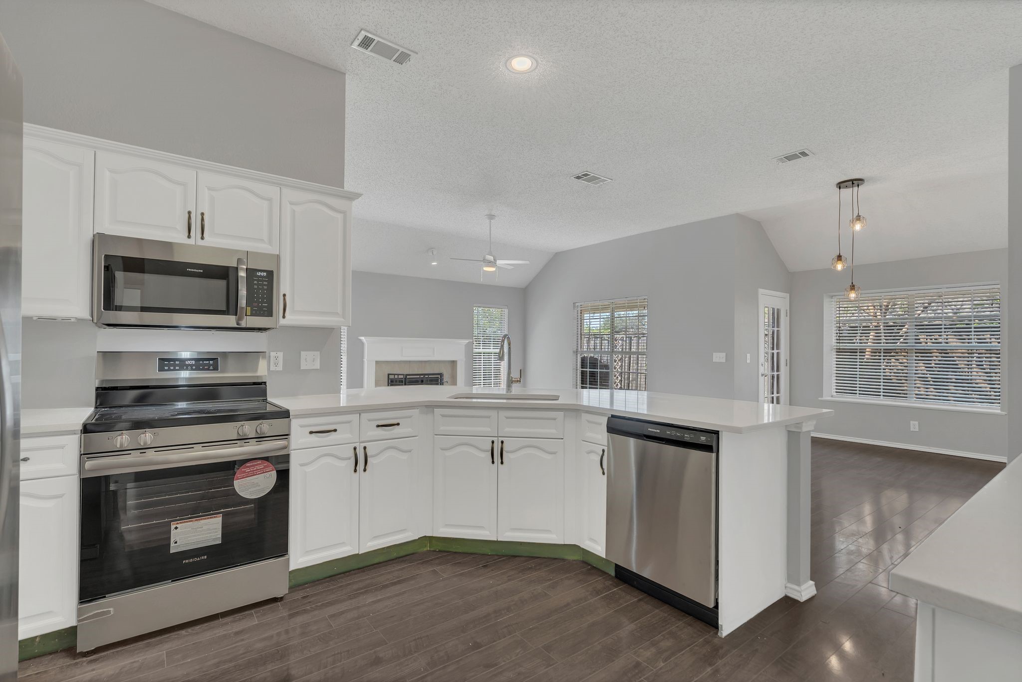 10021 Danbury Drive