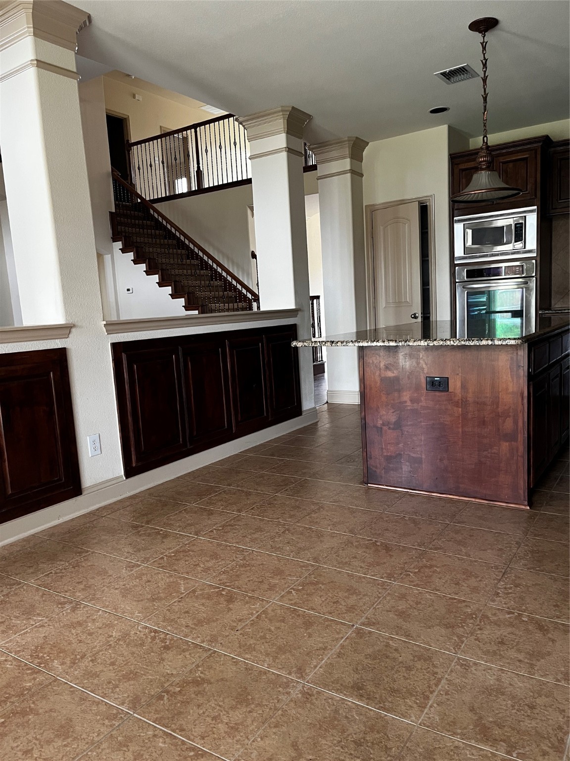 2314 Salisbury Court