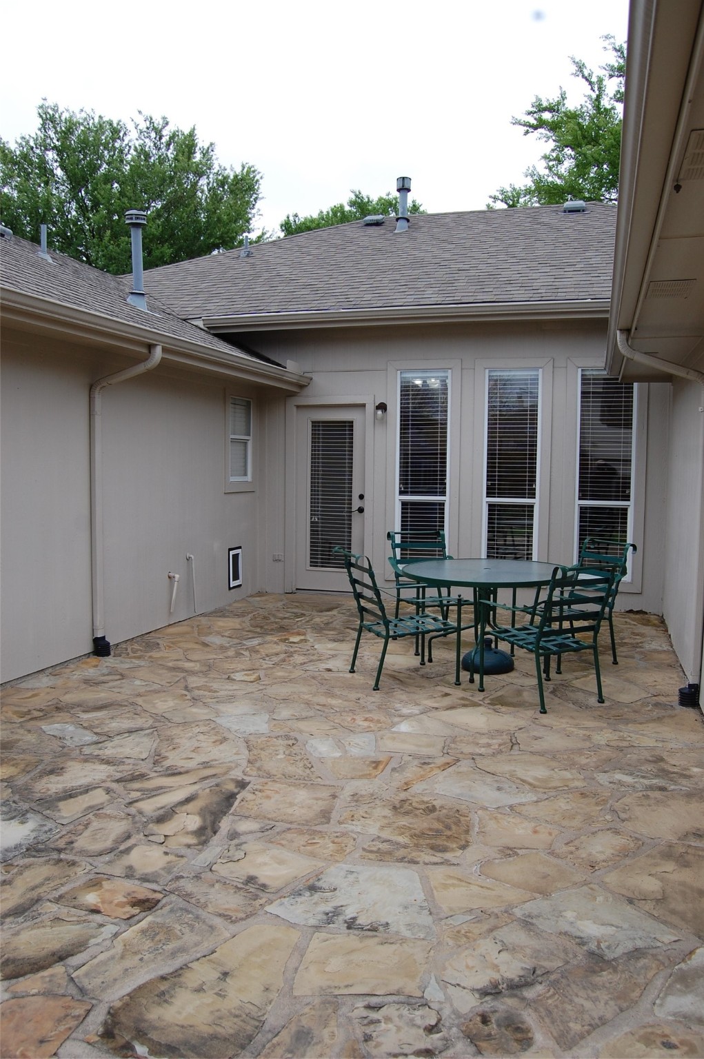 1513 Tanglewood Drive