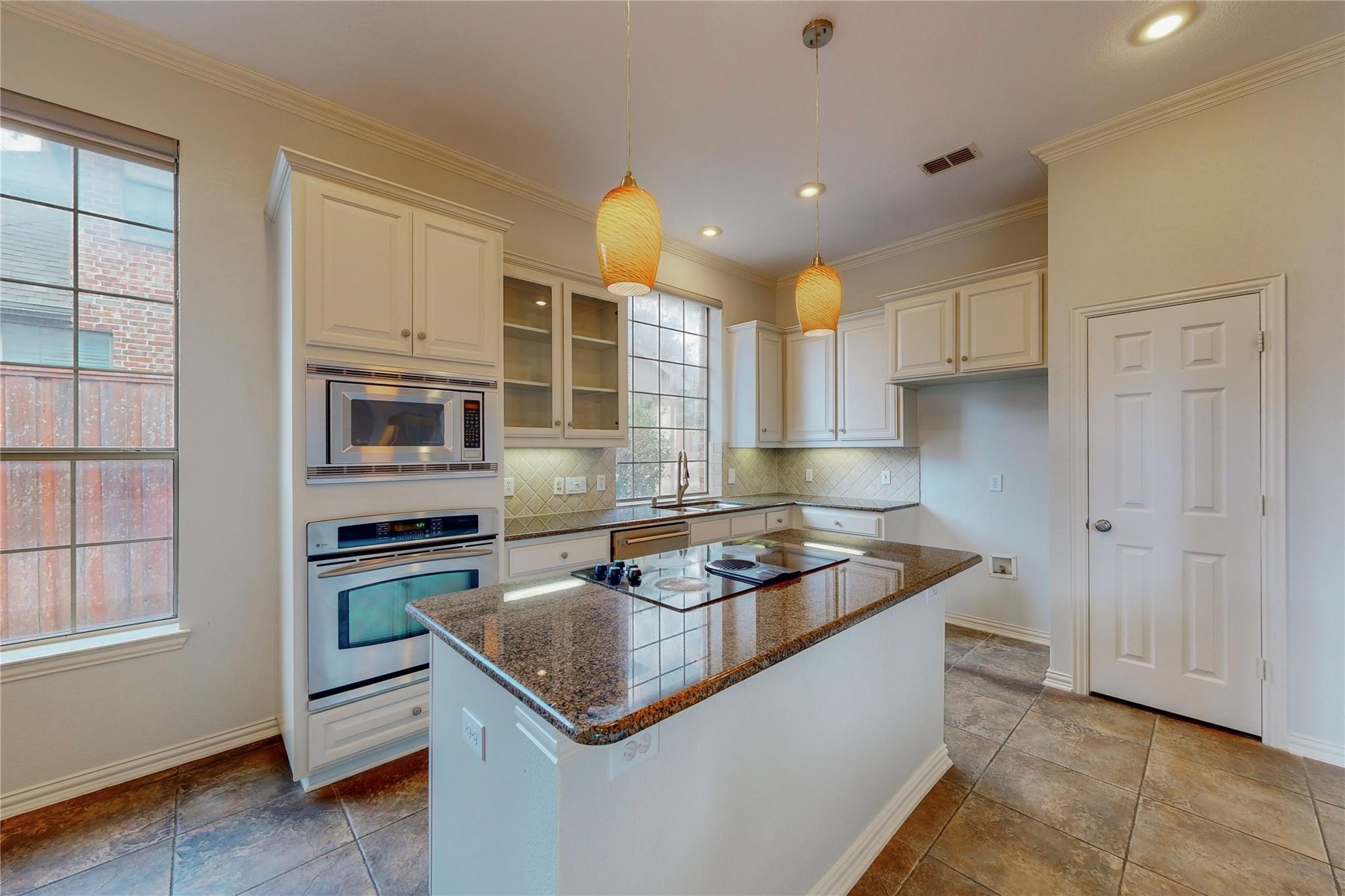 9225 Old Veranda Road