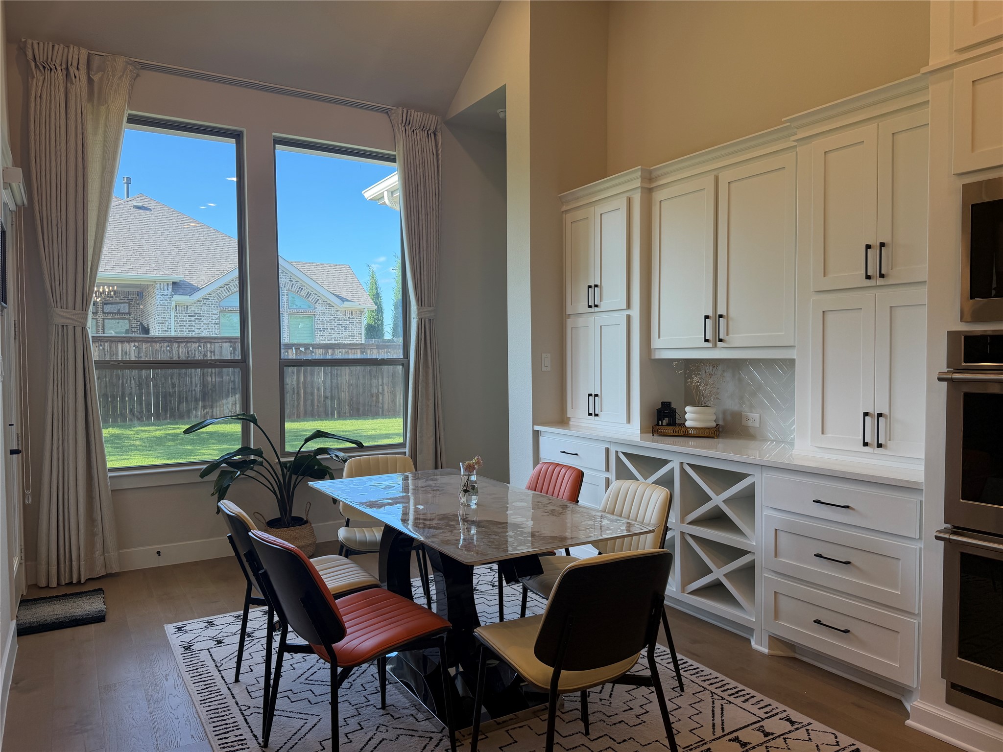 3332 Zenyatta Court