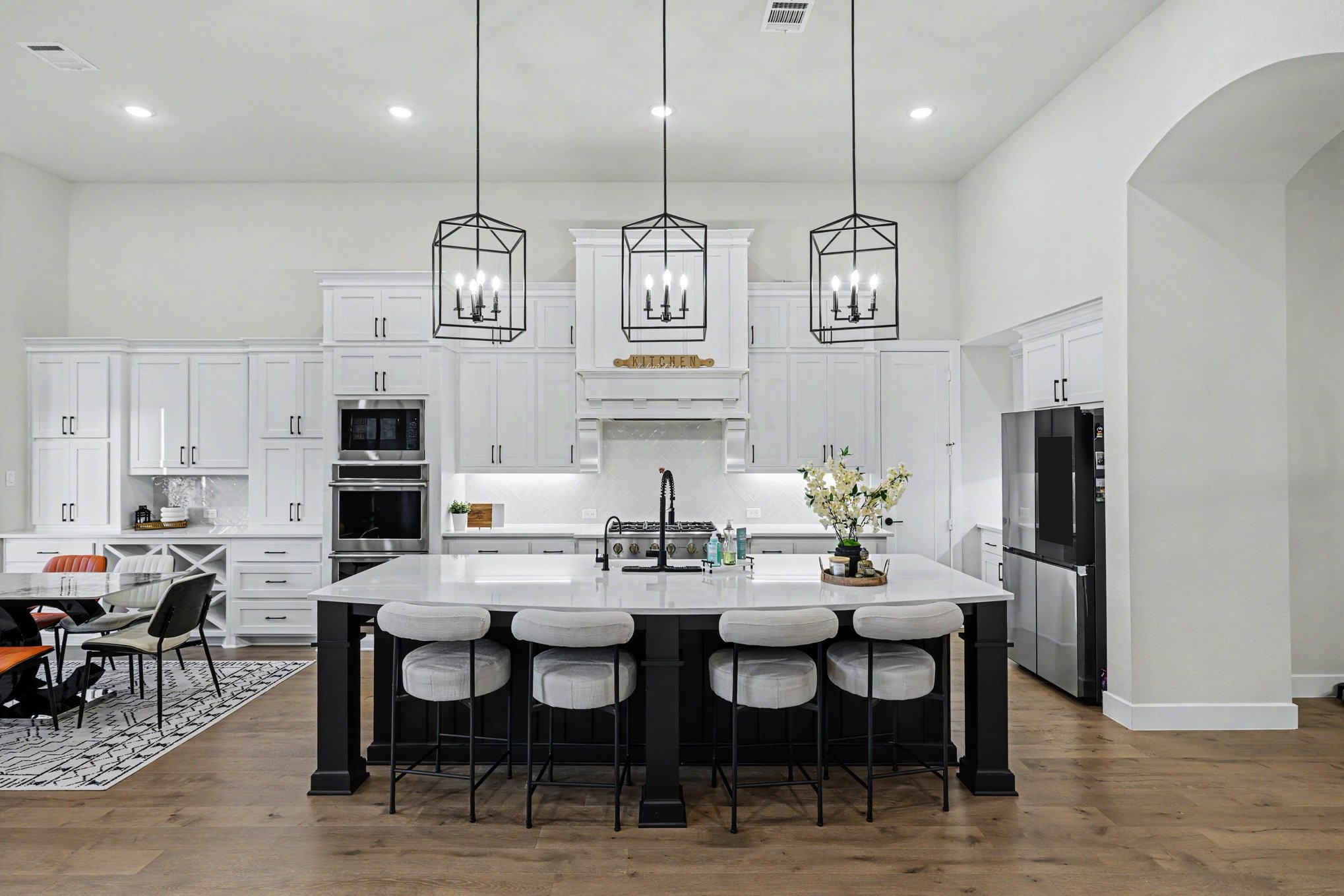 3332 Zenyatta Court
