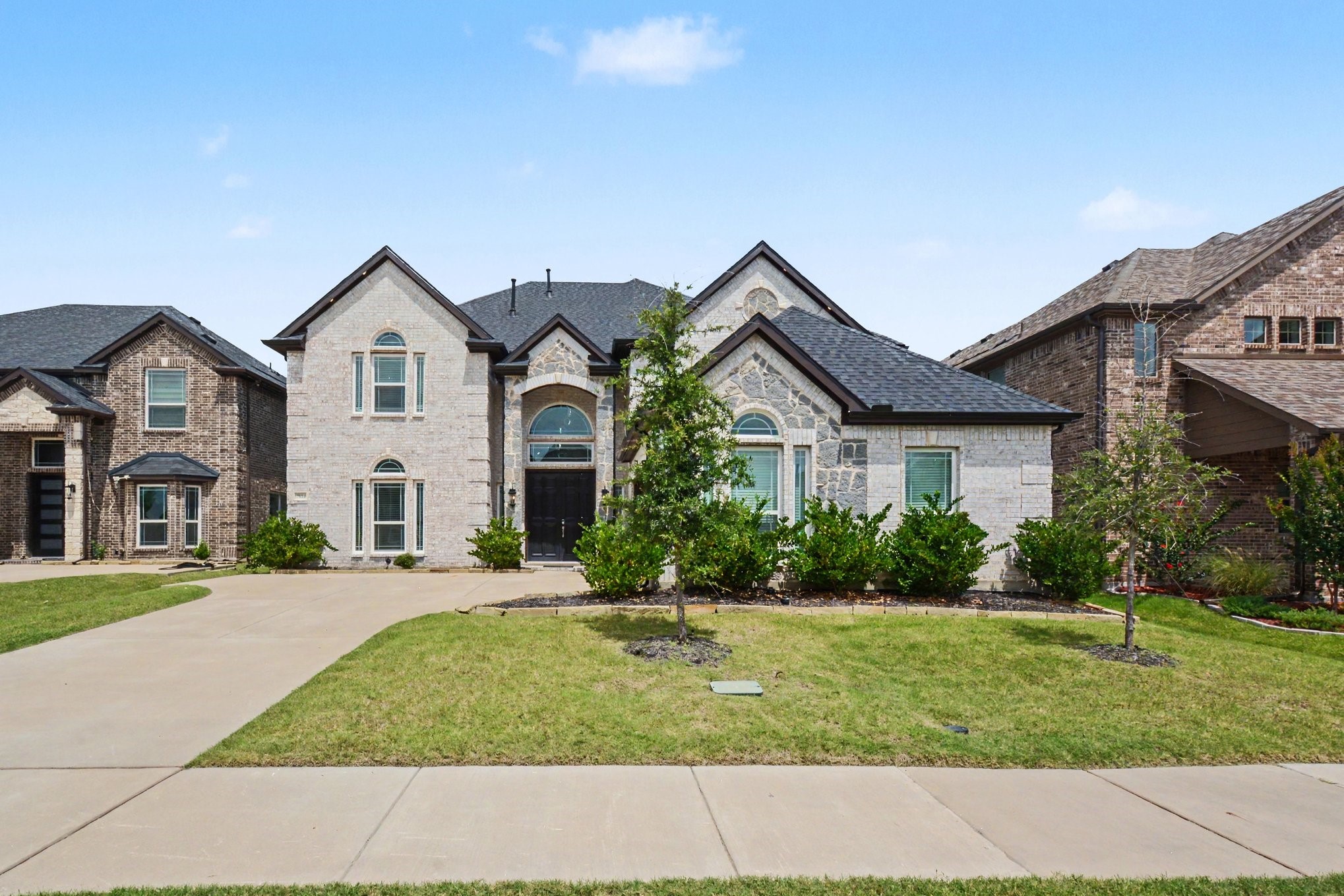 3814 Windmill Court