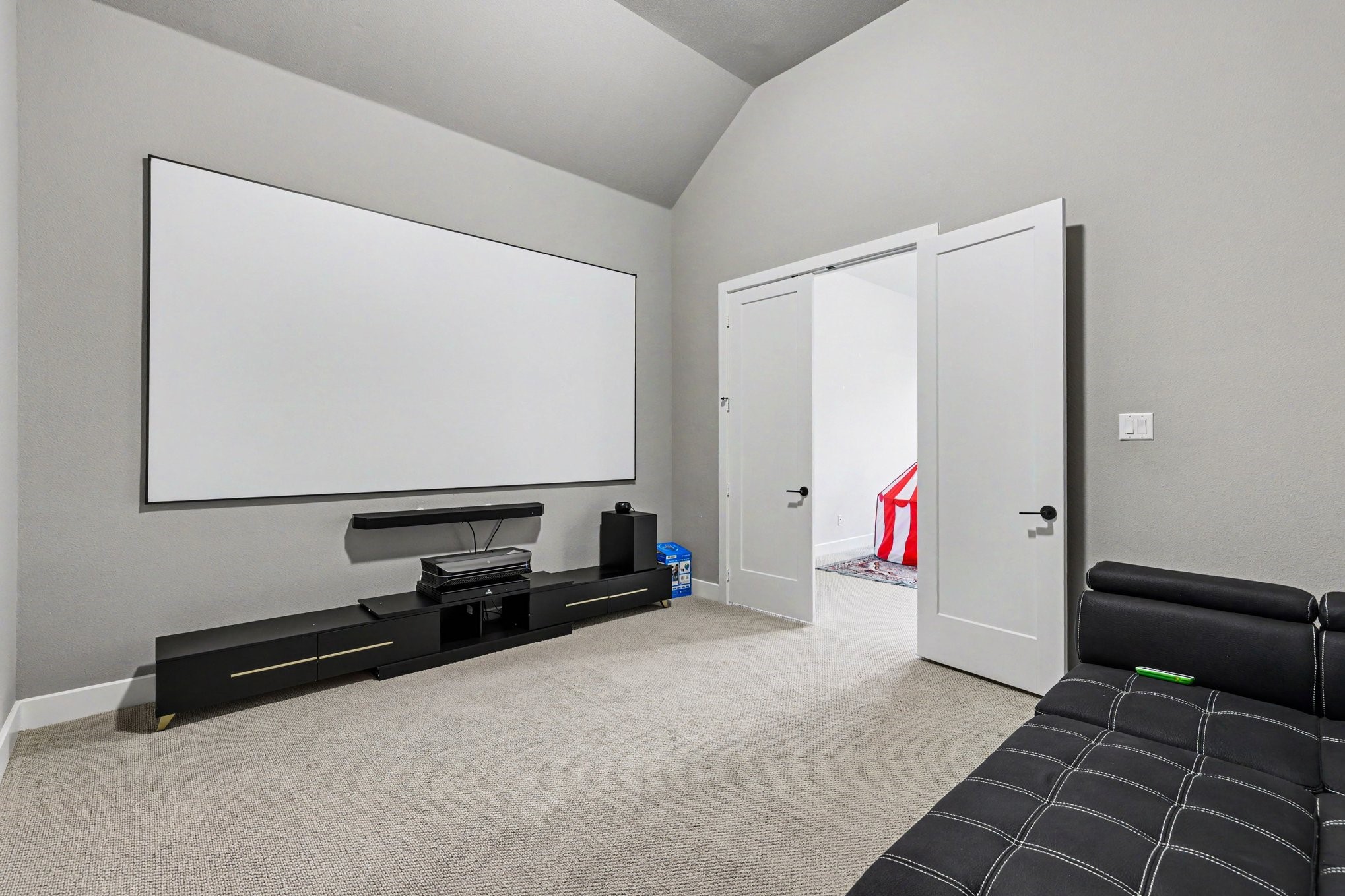 3332 Zenyatta Court