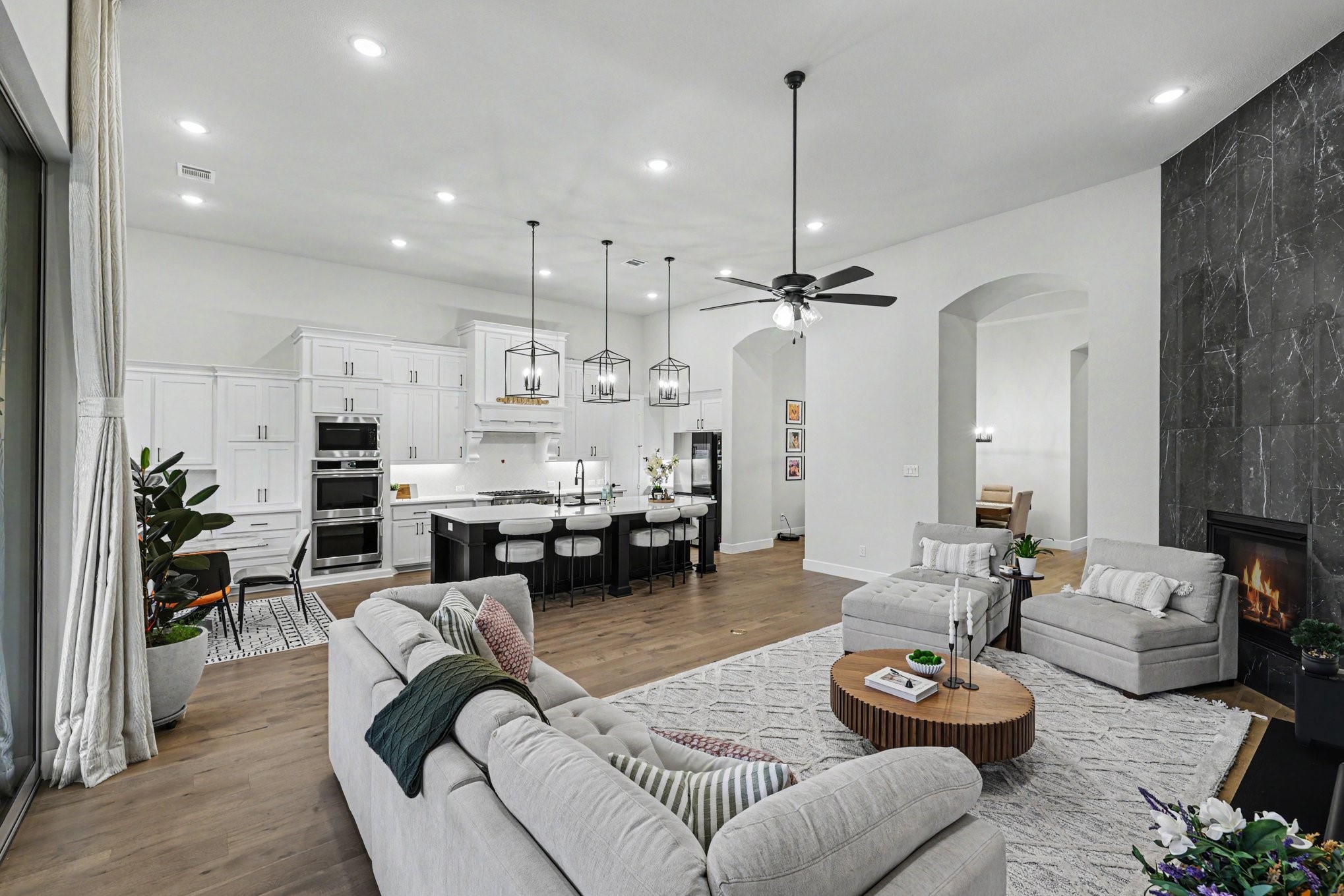 3332 Zenyatta Court