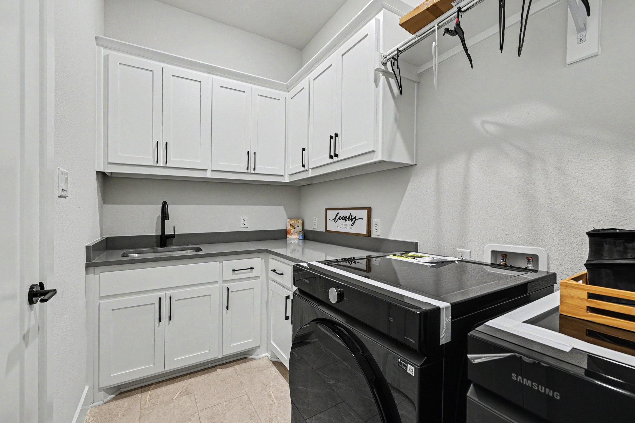 3332 Zenyatta Court