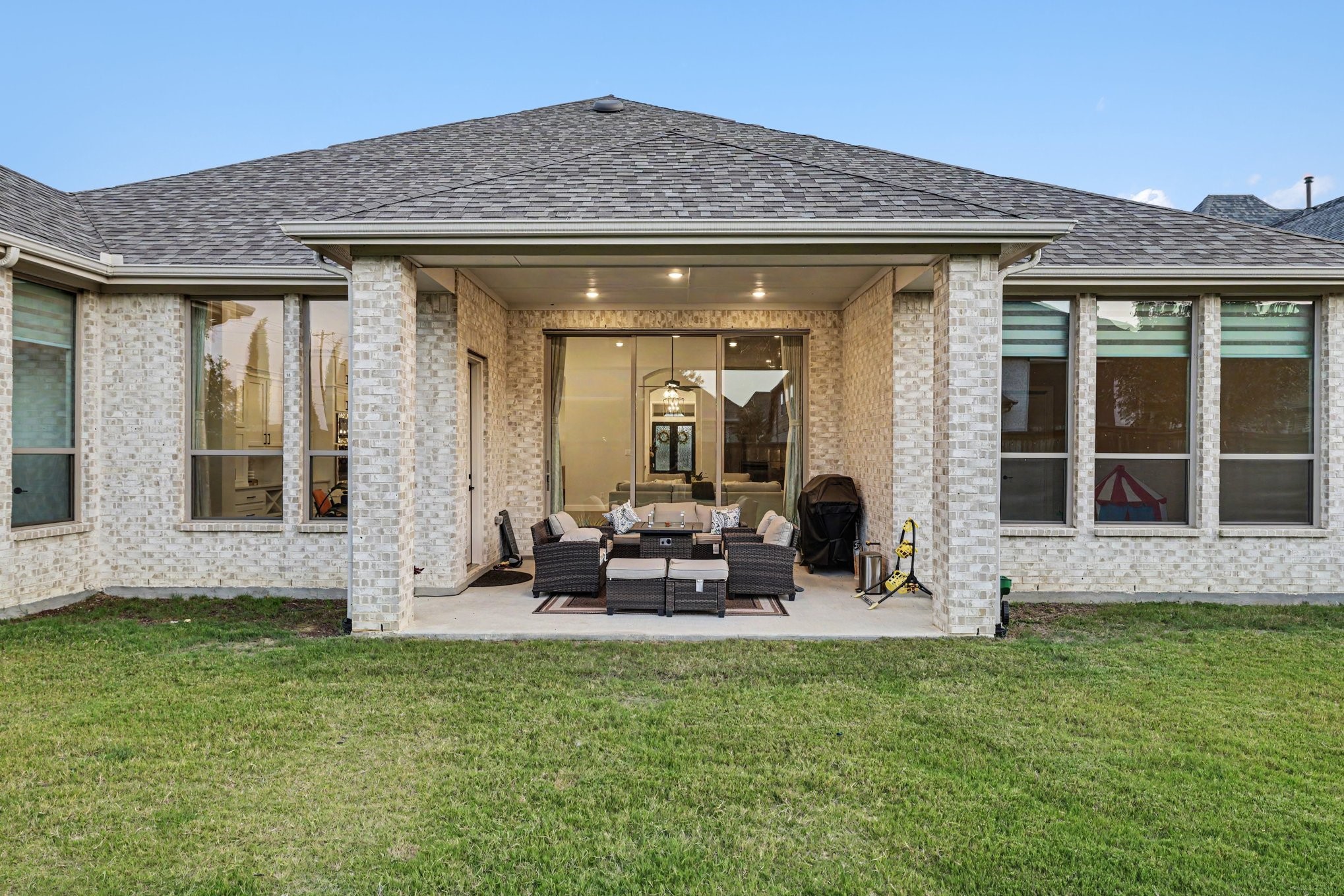 3332 Zenyatta Court