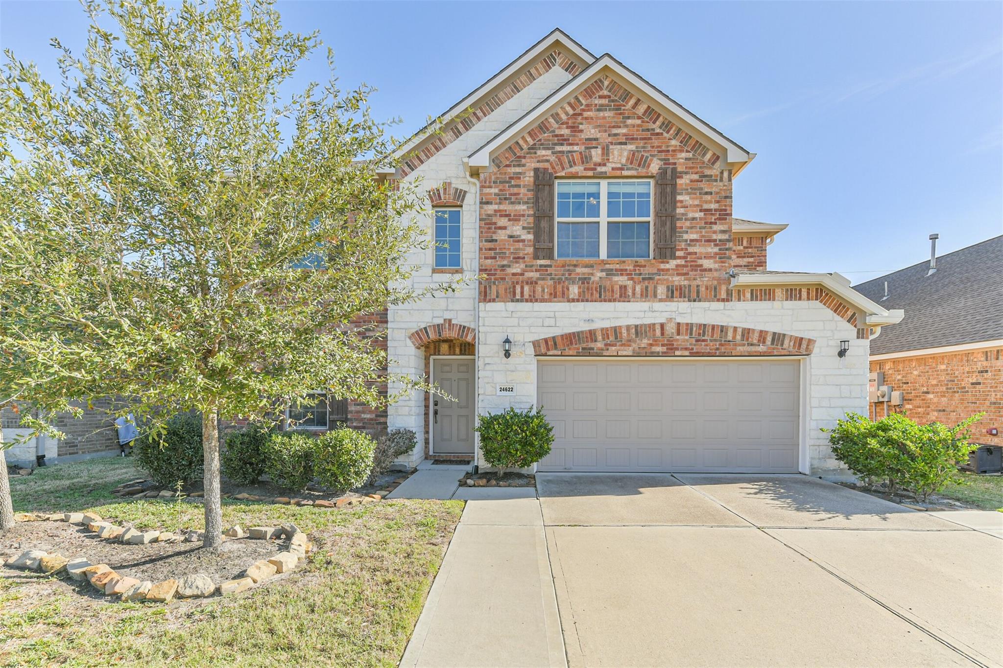 24622 Emerald Pool Falls Drive