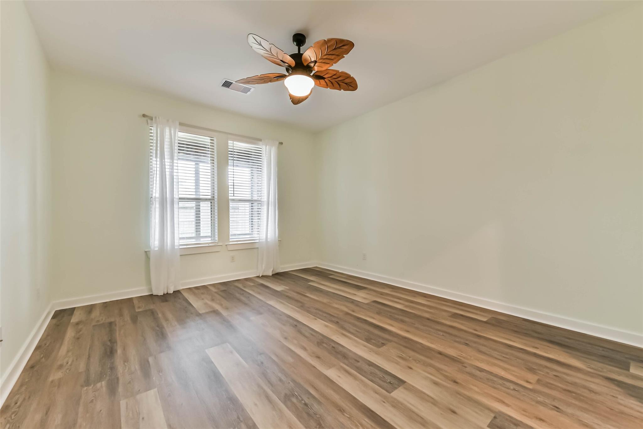 13017 Sapphire Lake Lane
