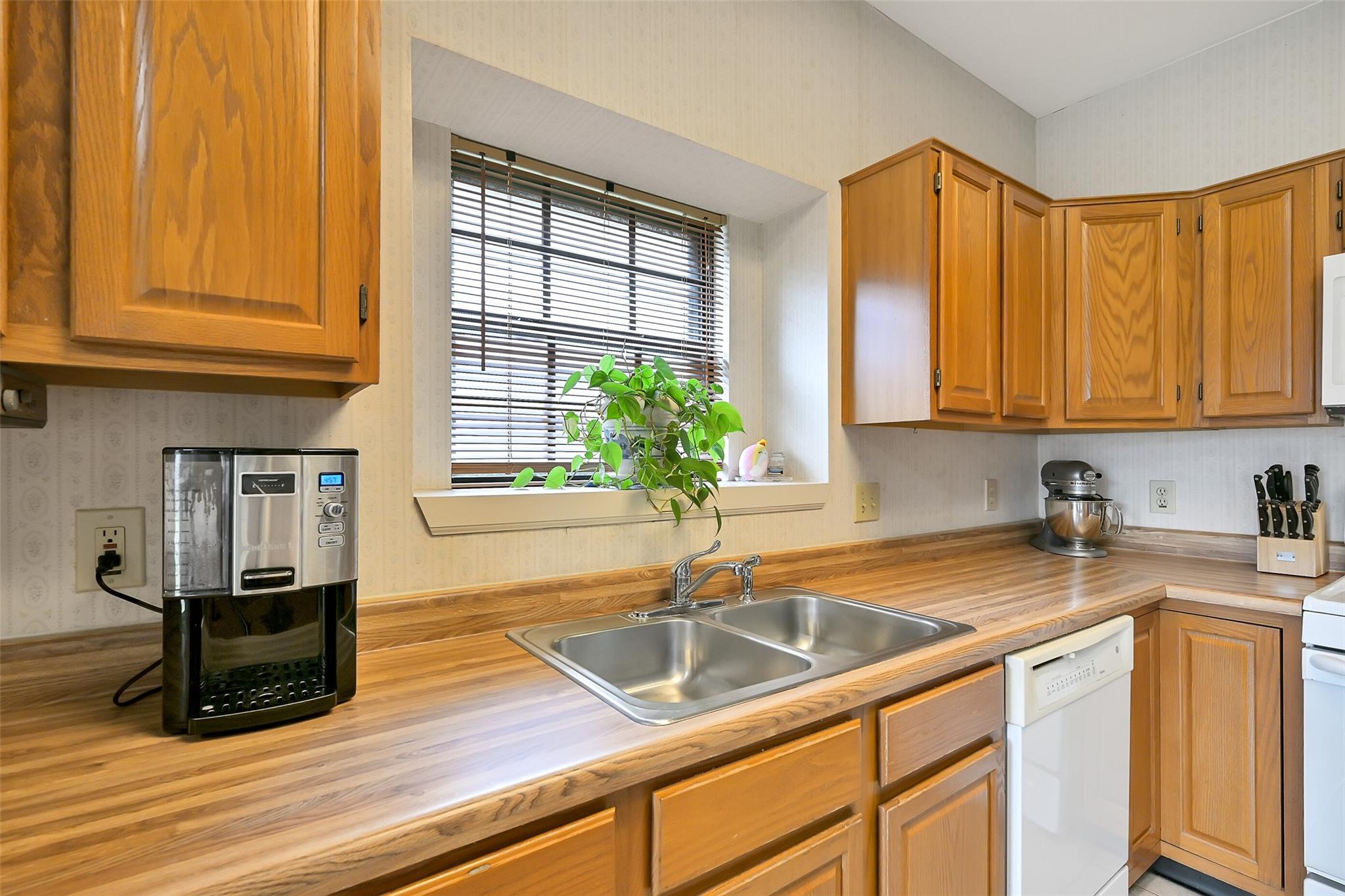 6511 Coldstream Drive