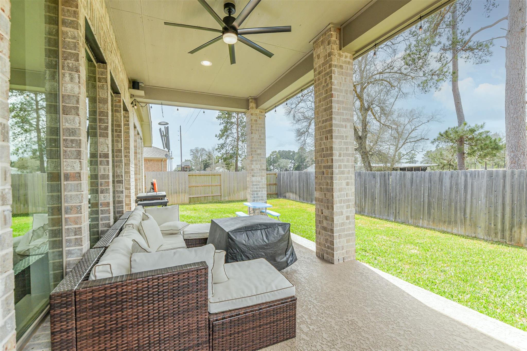 1320 Rio Hollow Lane