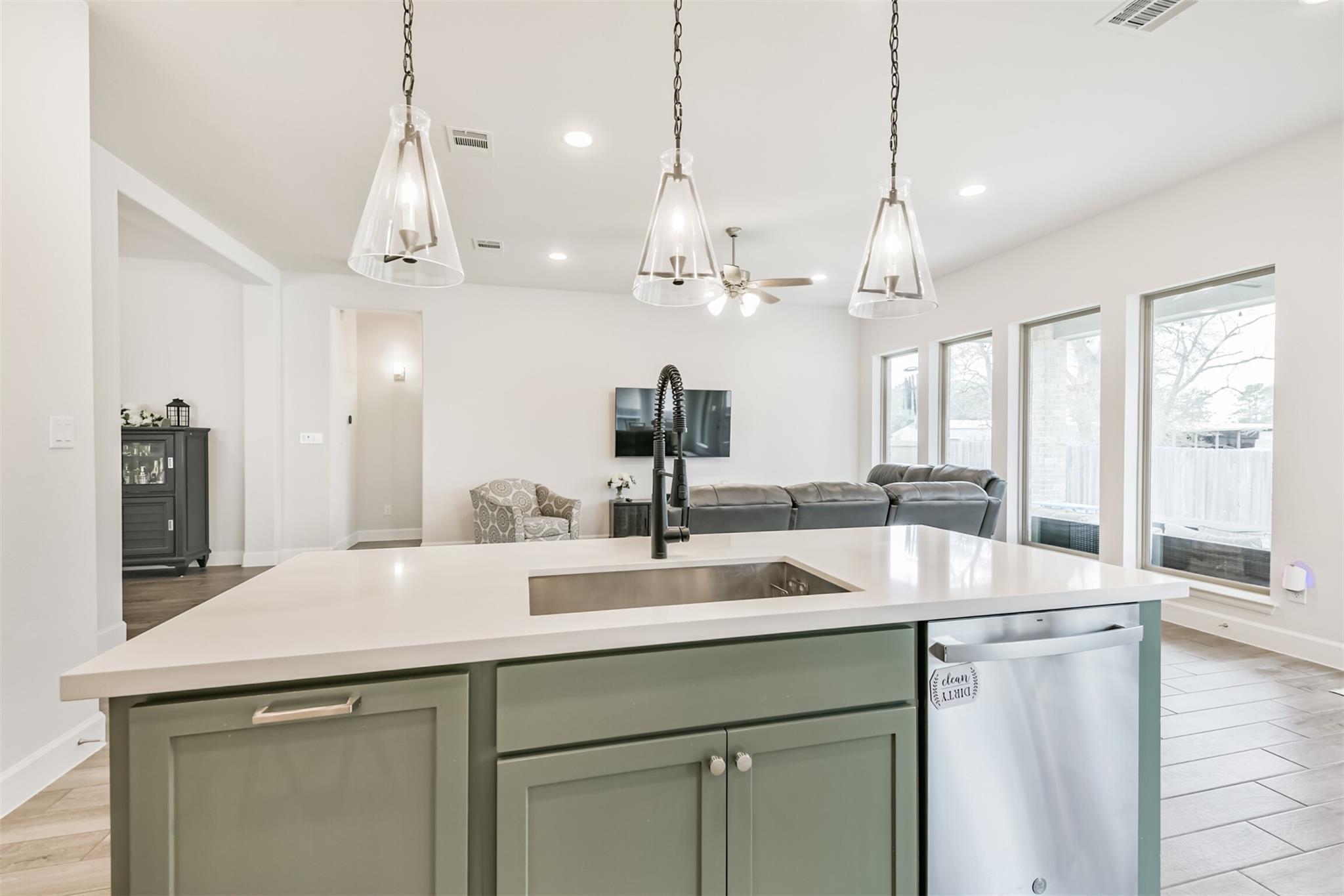 1320 Rio Hollow Lane