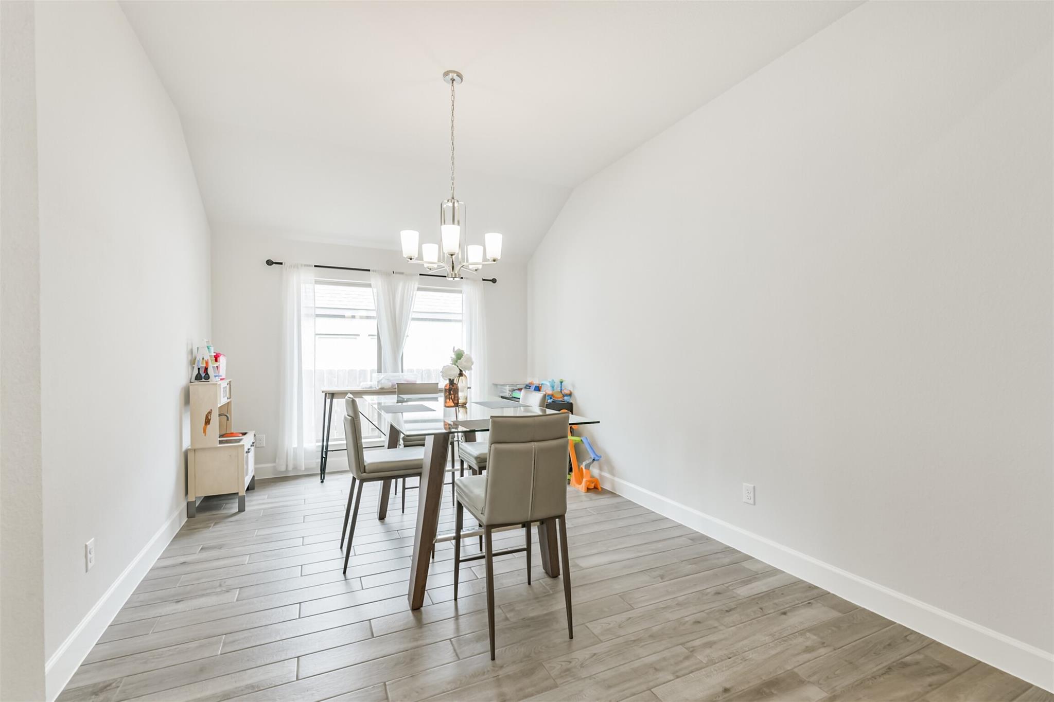 1320 Rio Hollow Lane