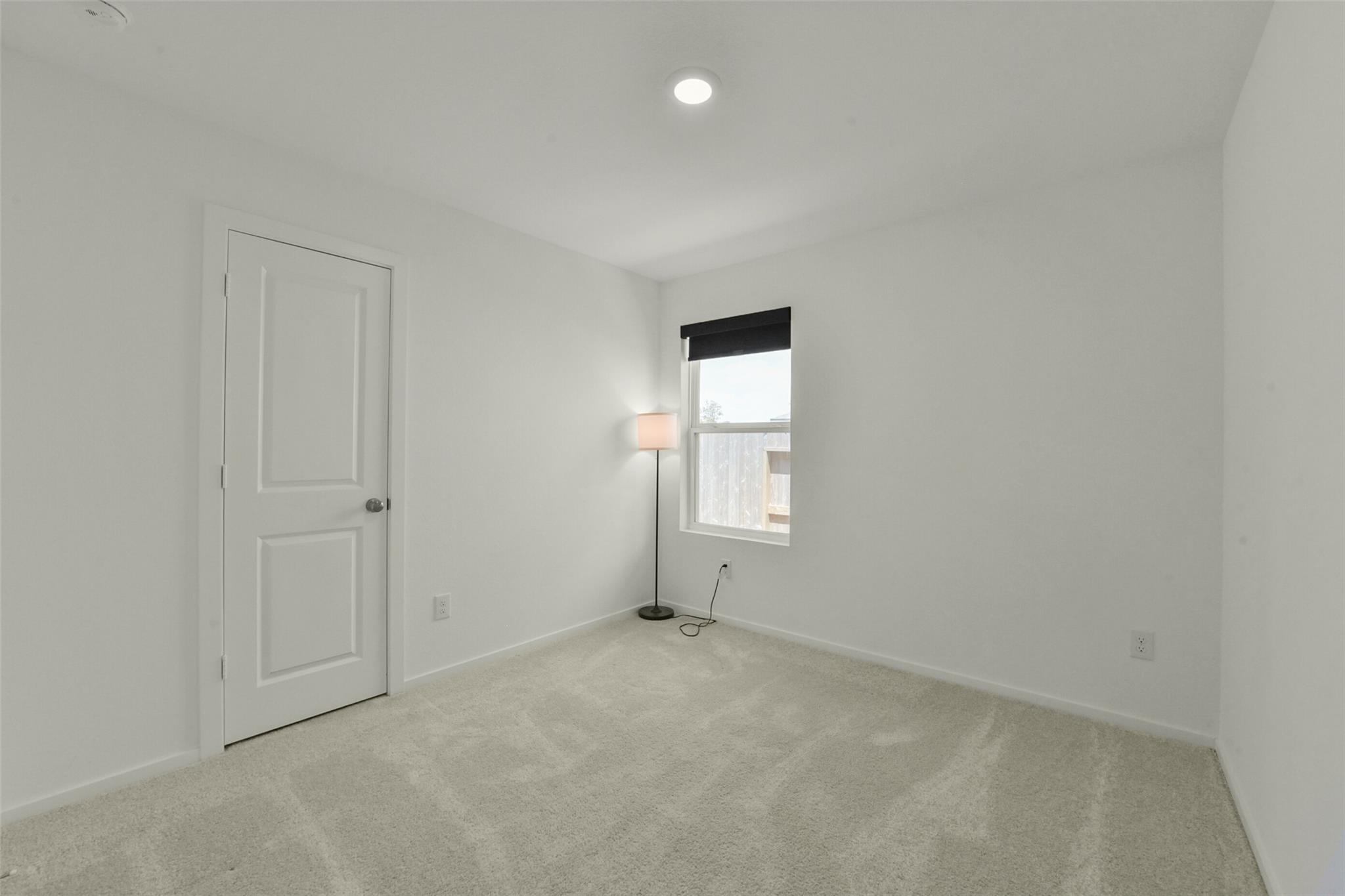 911 Lago Laceno Lane