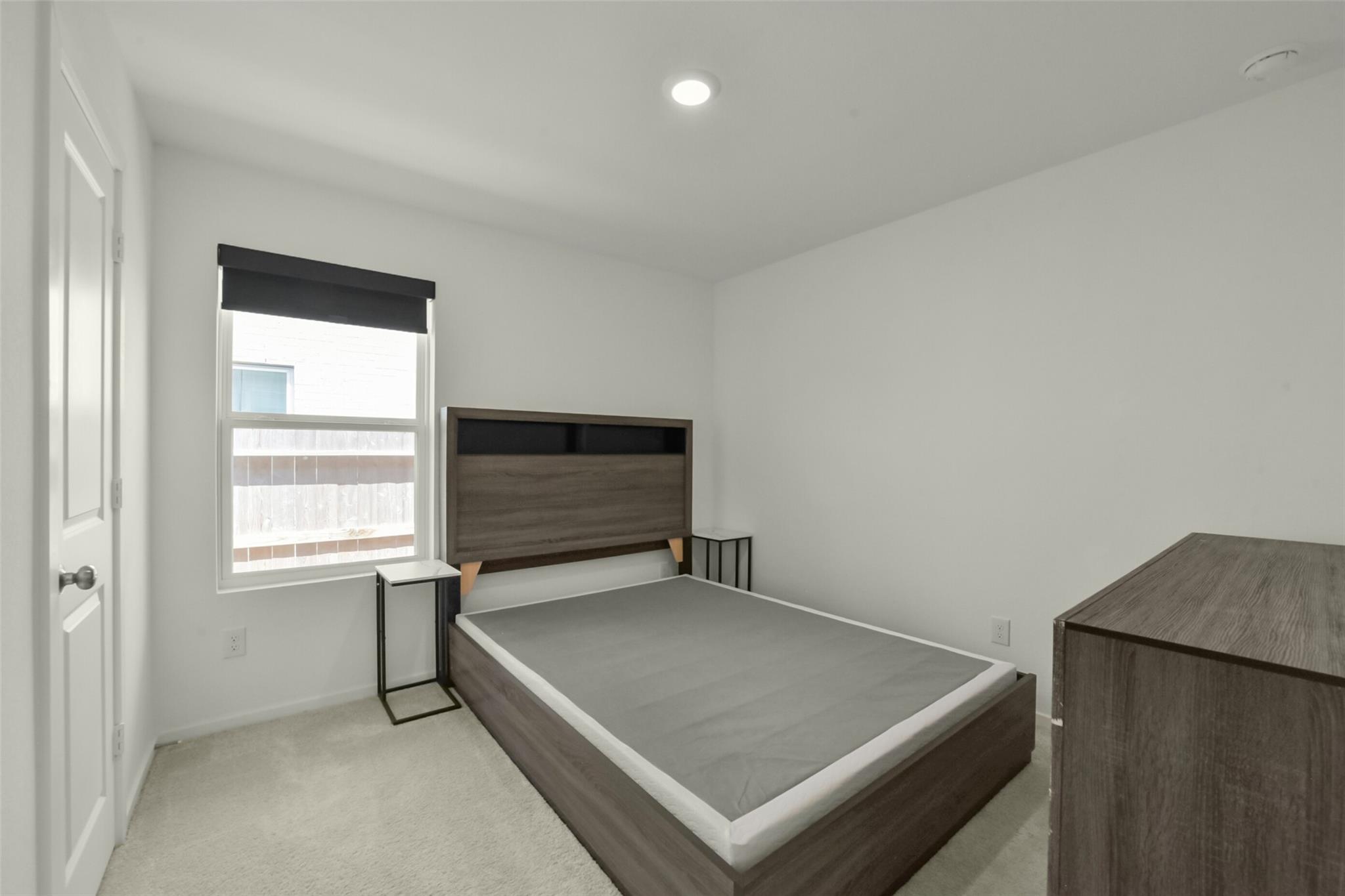 911 Lago Laceno Lane