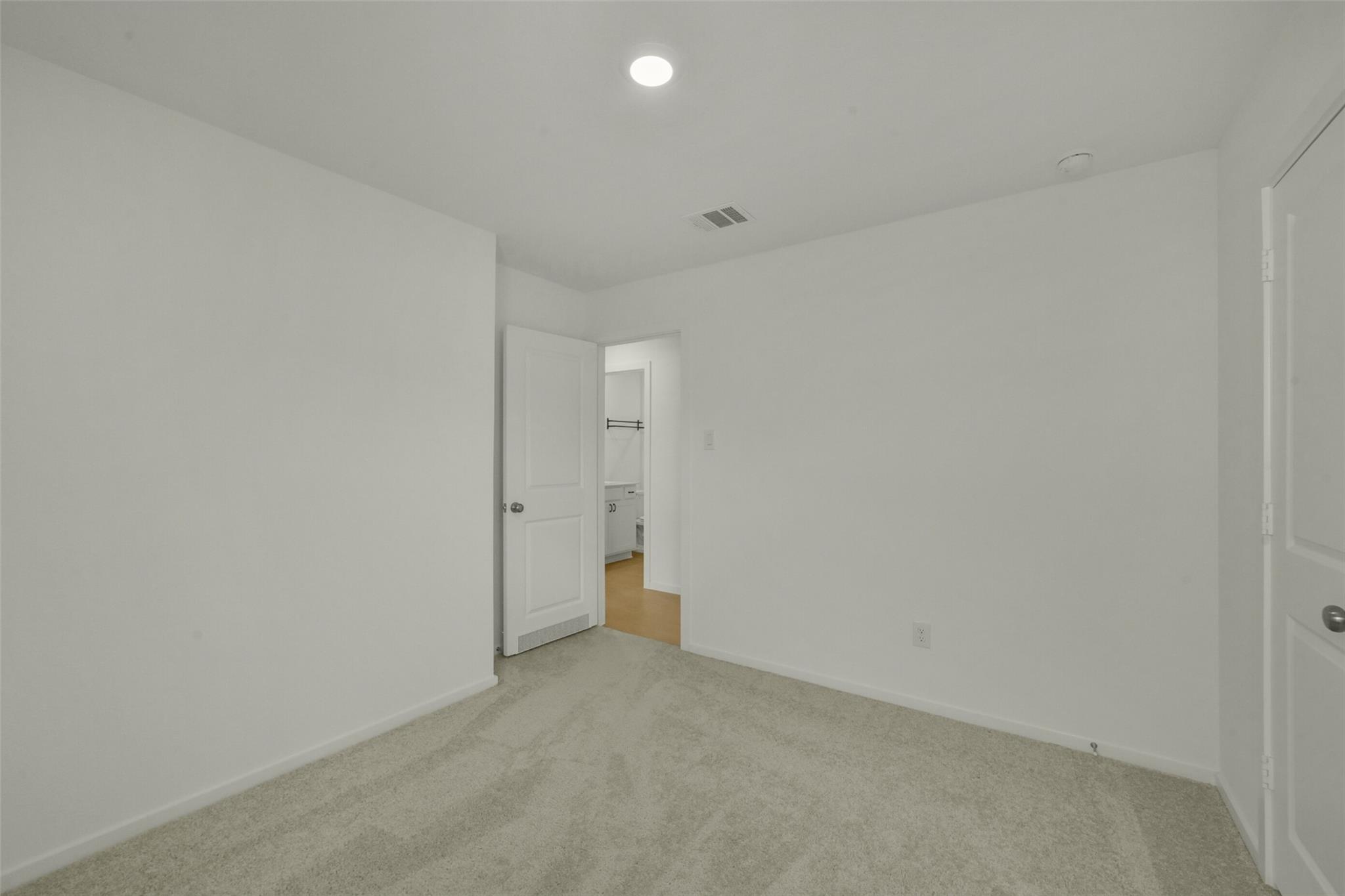 911 Lago Laceno Lane