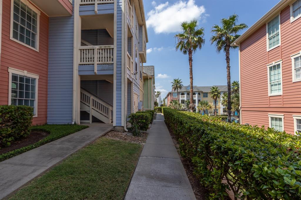 7000 Seawall Boulevard # 813