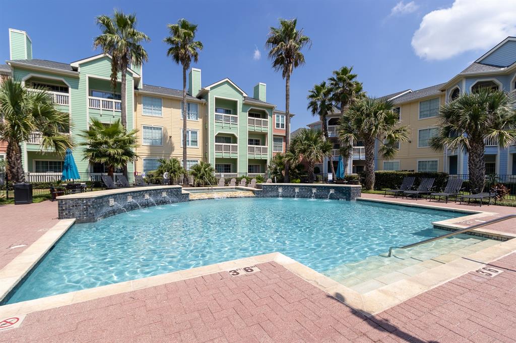 7000 Seawall Boulevard # 813