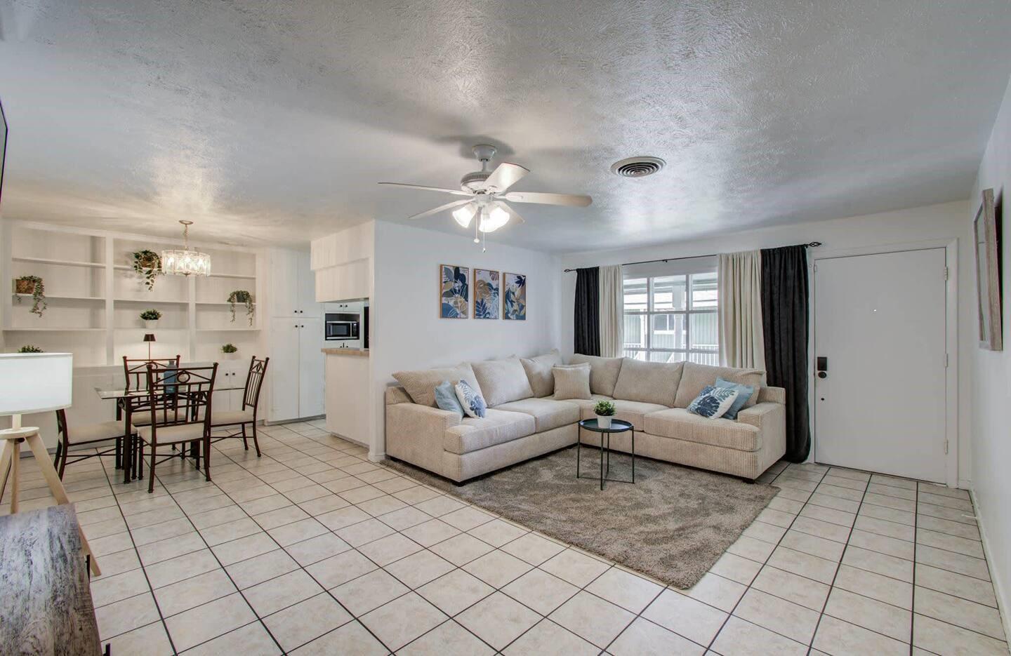 5542 Holly Street # 209