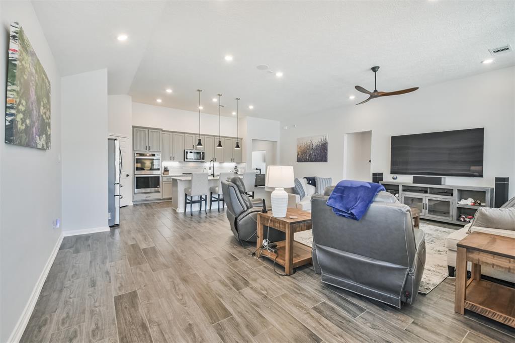 8741 Lookout Peak Lane