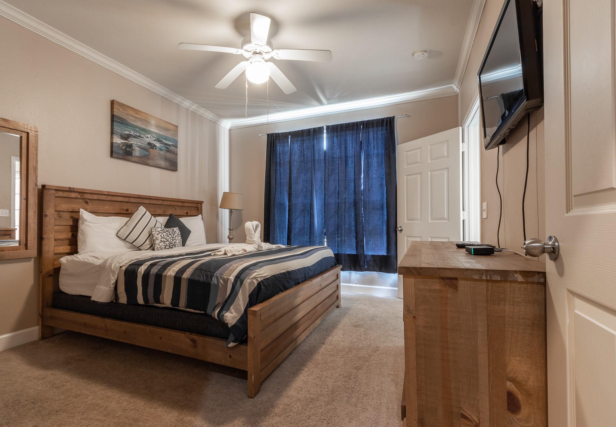 7000 Seawall Boulevard # 813