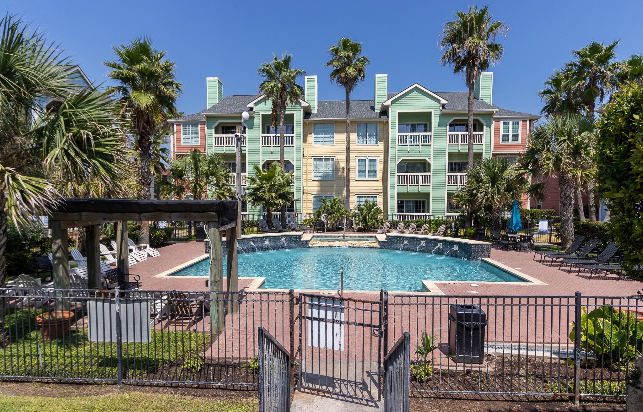 7000 Seawall Boulevard # 813