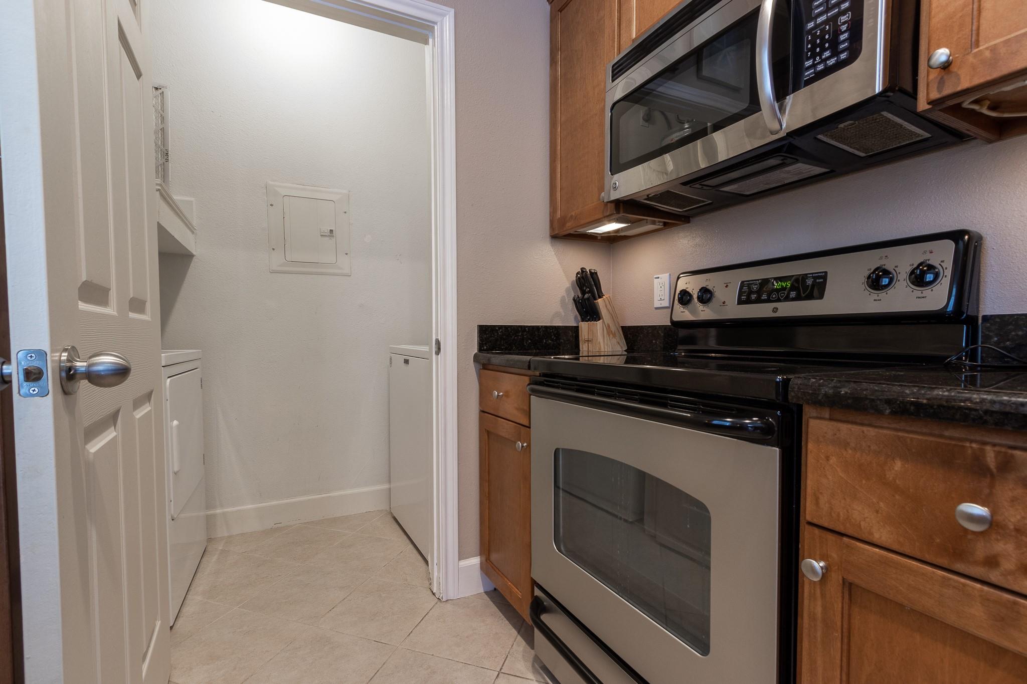 7000 Seawall Boulevard # 813