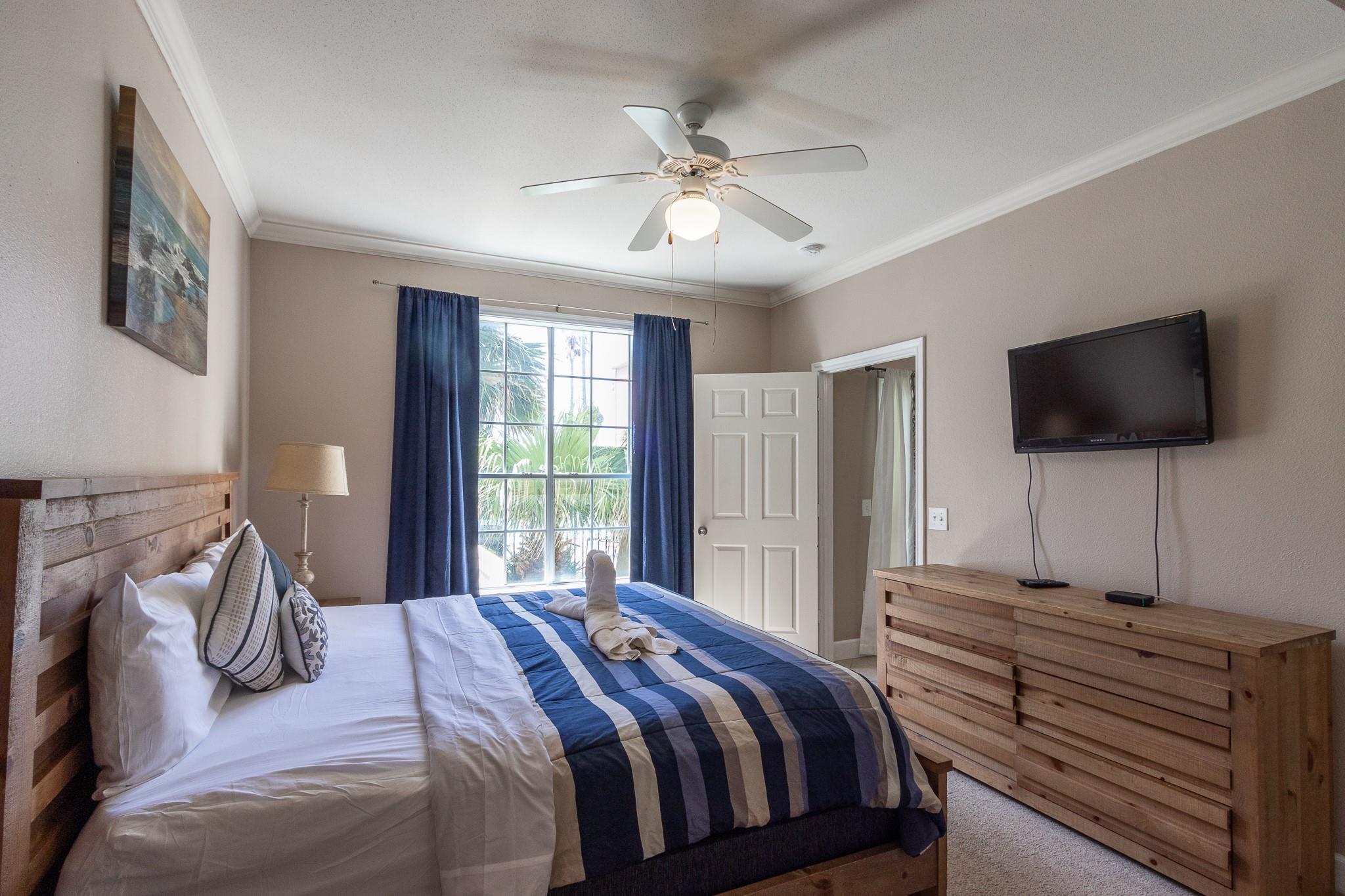 7000 Seawall Boulevard # 813