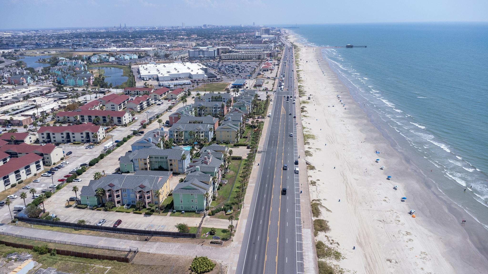7000 Seawall Boulevard # 813