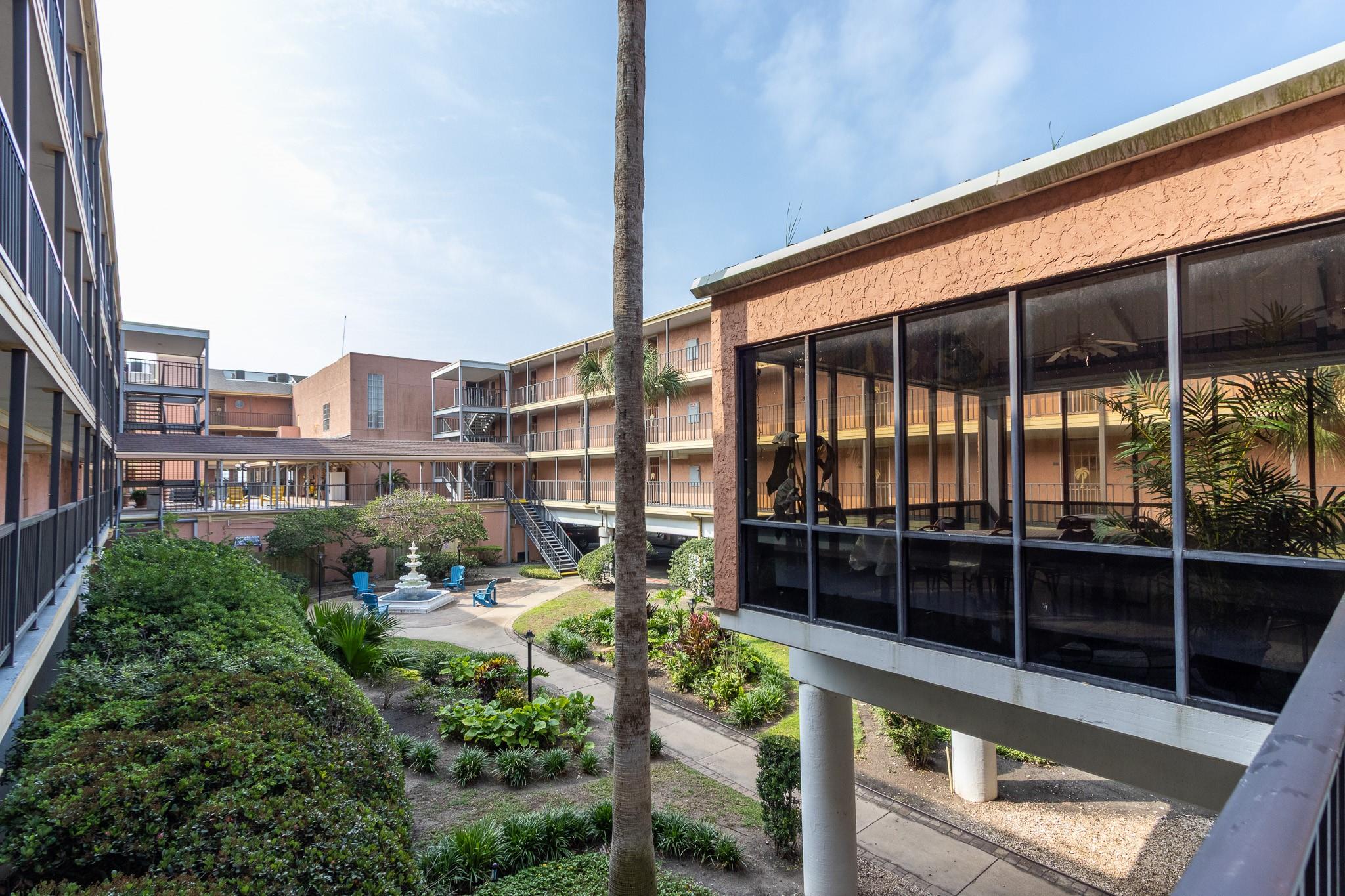 6300 Seawall Boulevard # 5105