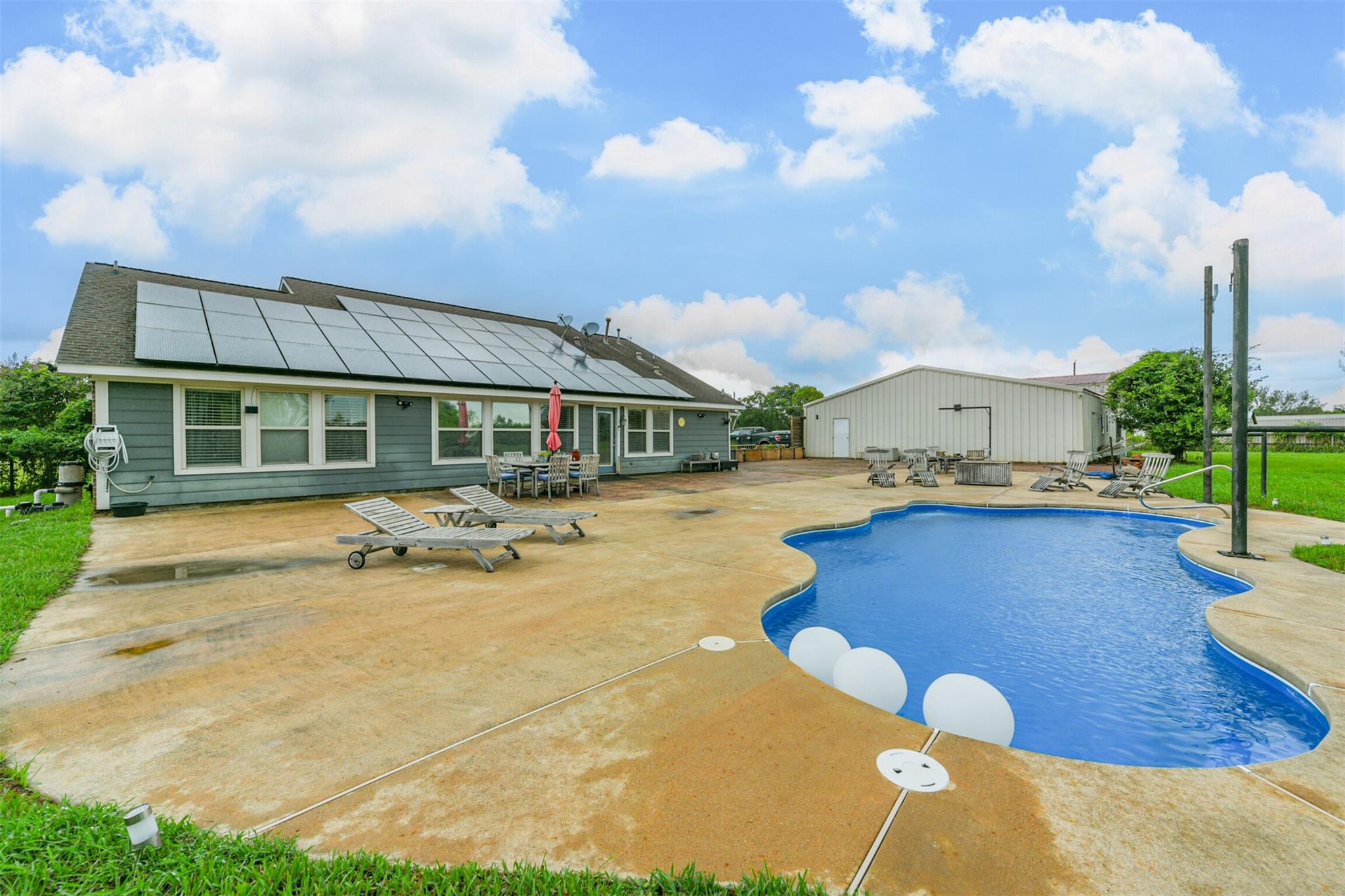 5189 Wickwillow Lane