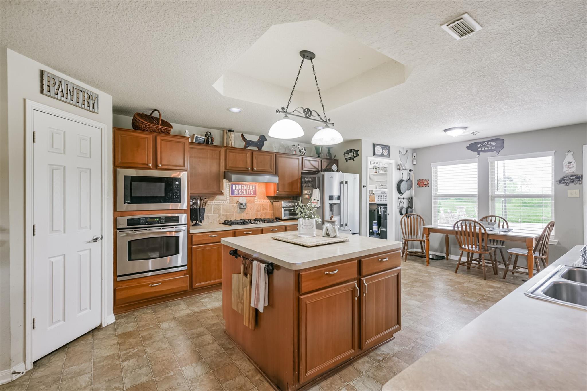 5189 Wickwillow Lane