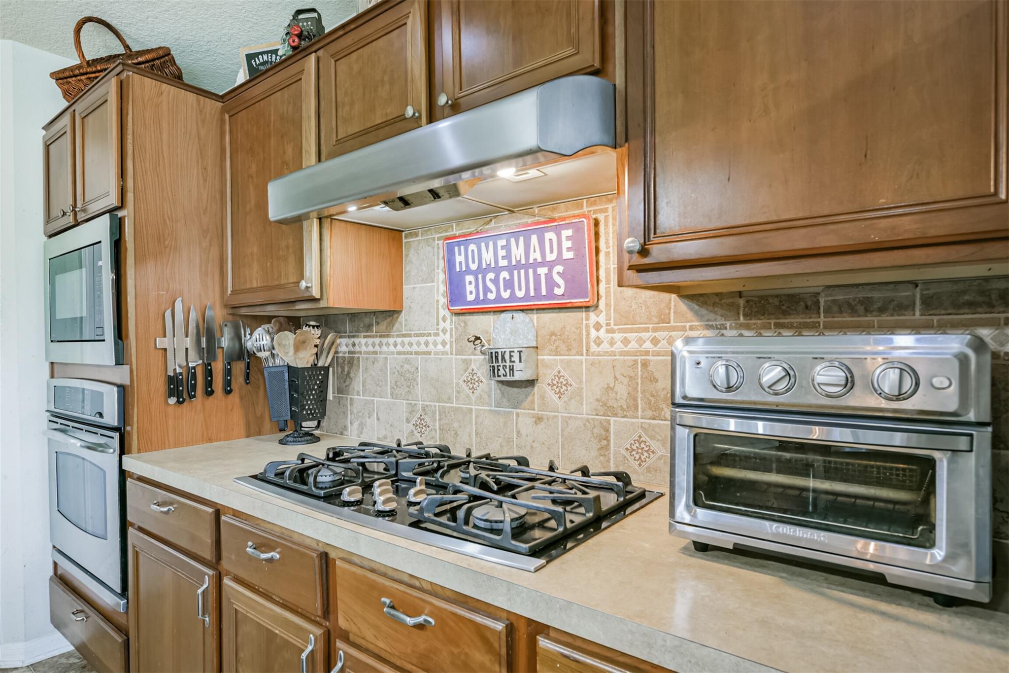 5189 Wickwillow Lane