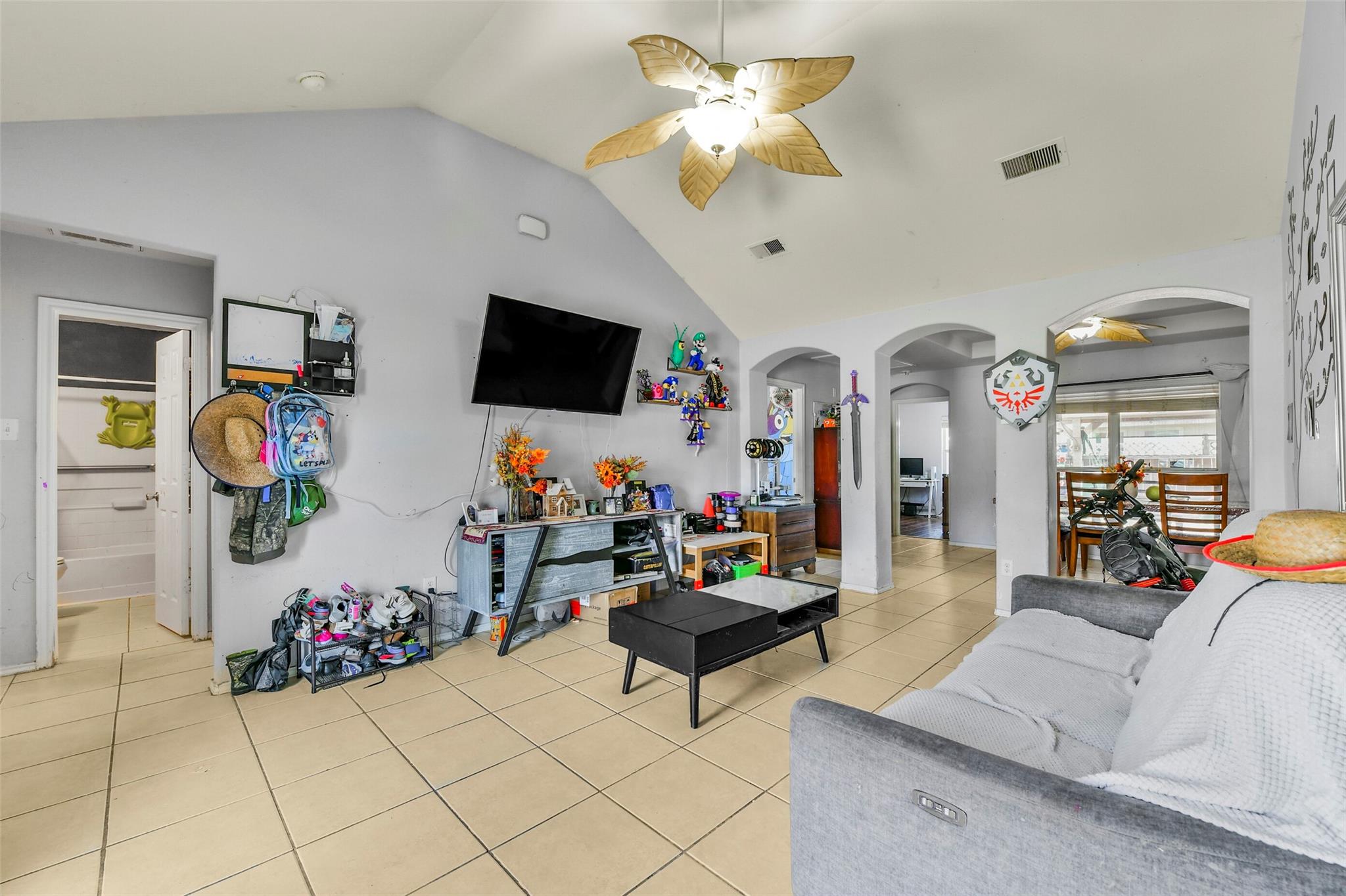 5301 Rio San Juan Street