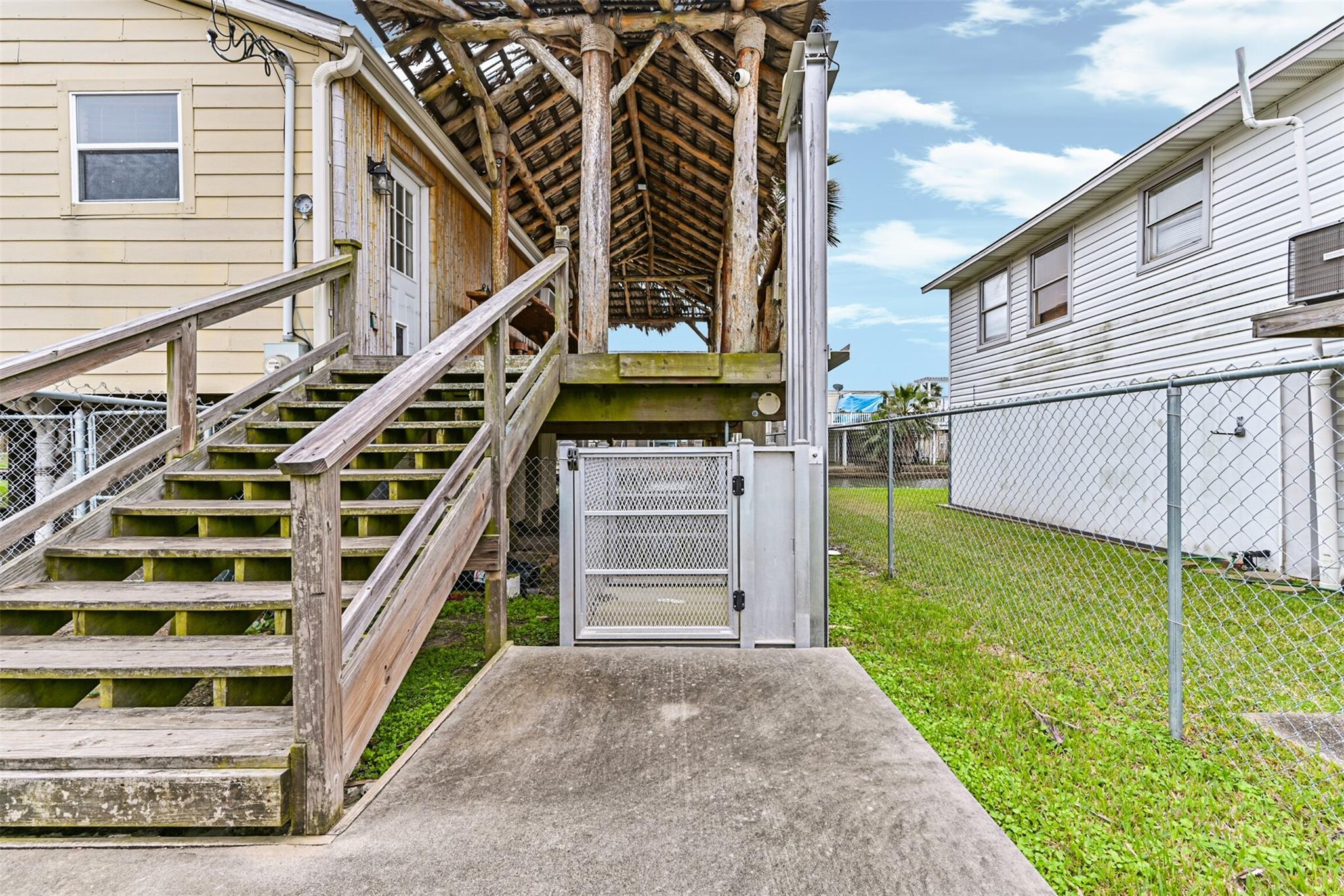 5 Highland Drive