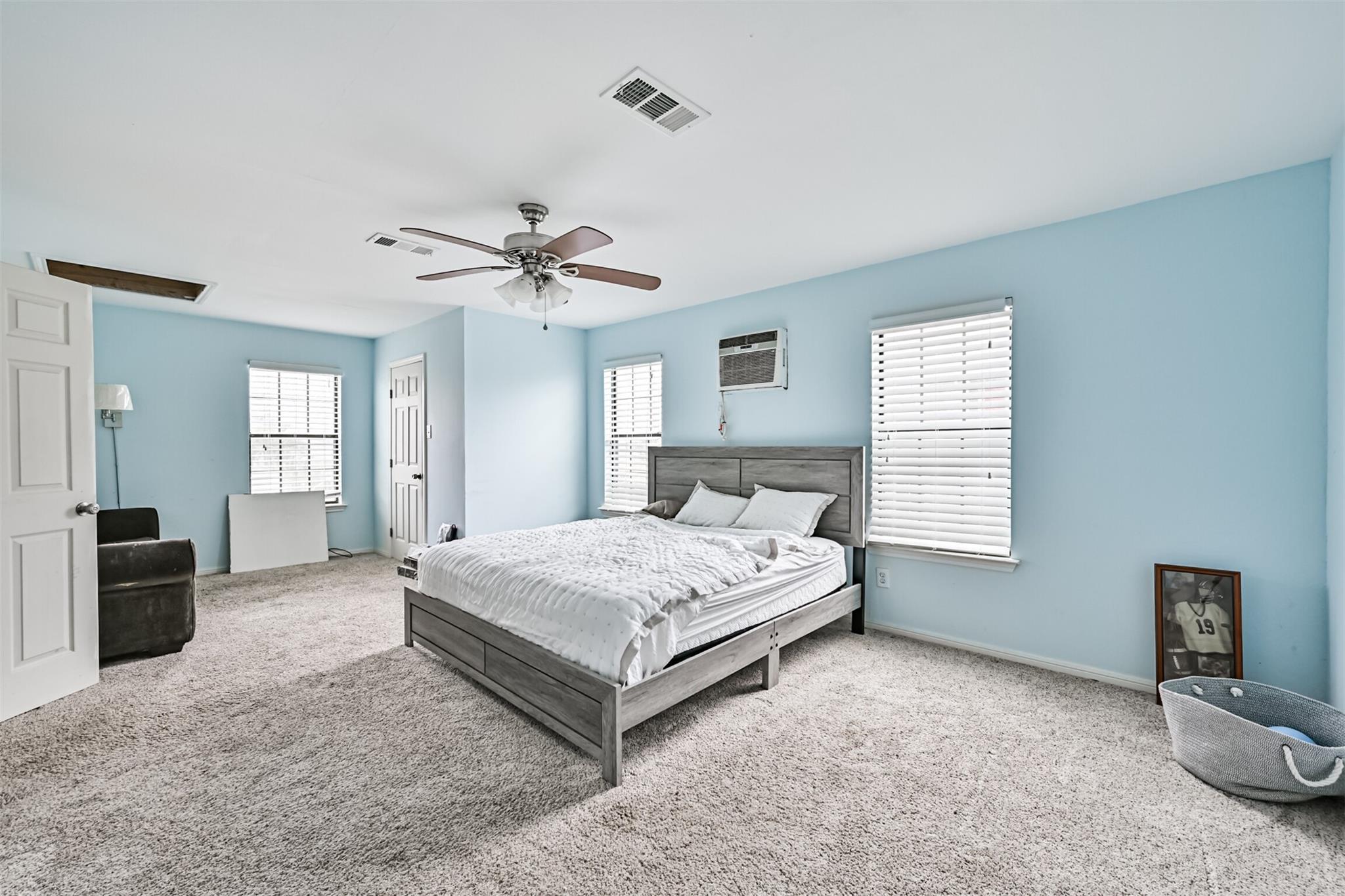 5 Highland Drive