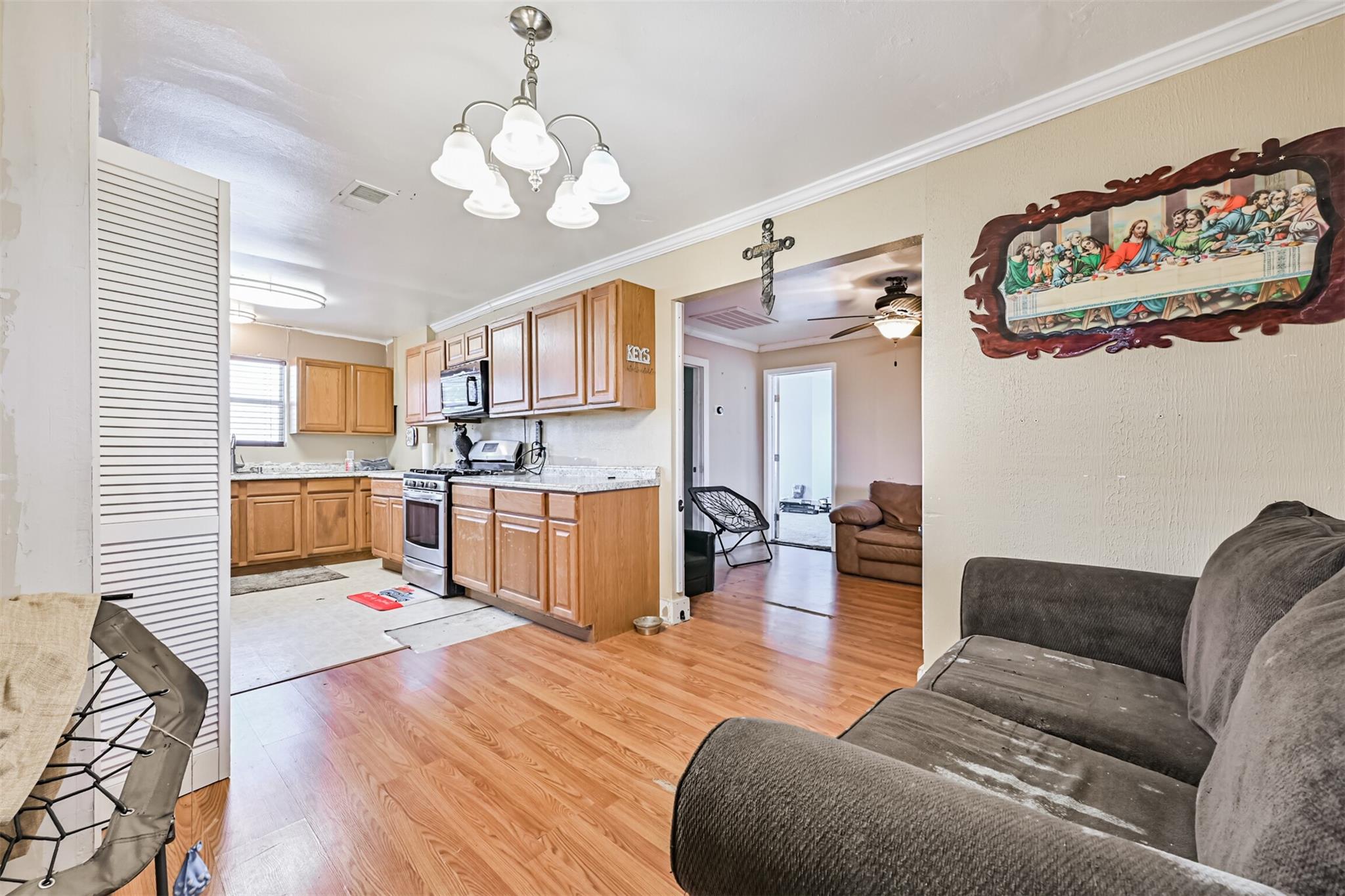 5 Highland Drive