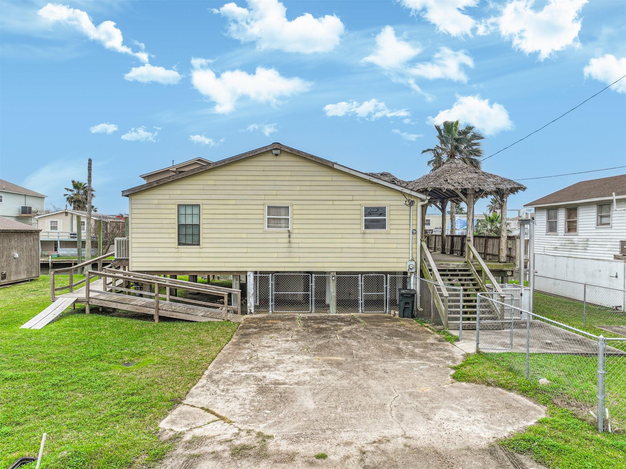 5 Highland Drive