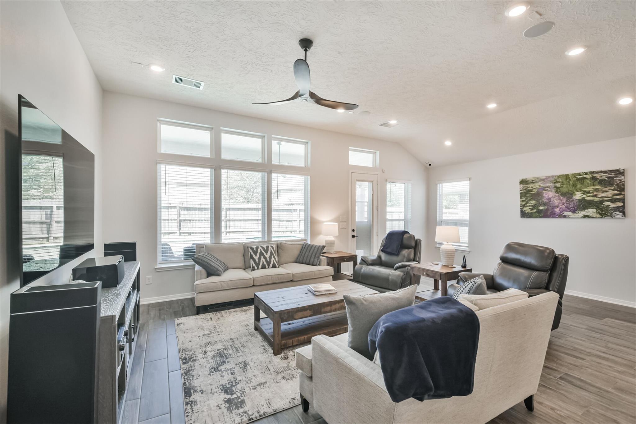 8741 Lookout Peak Lane