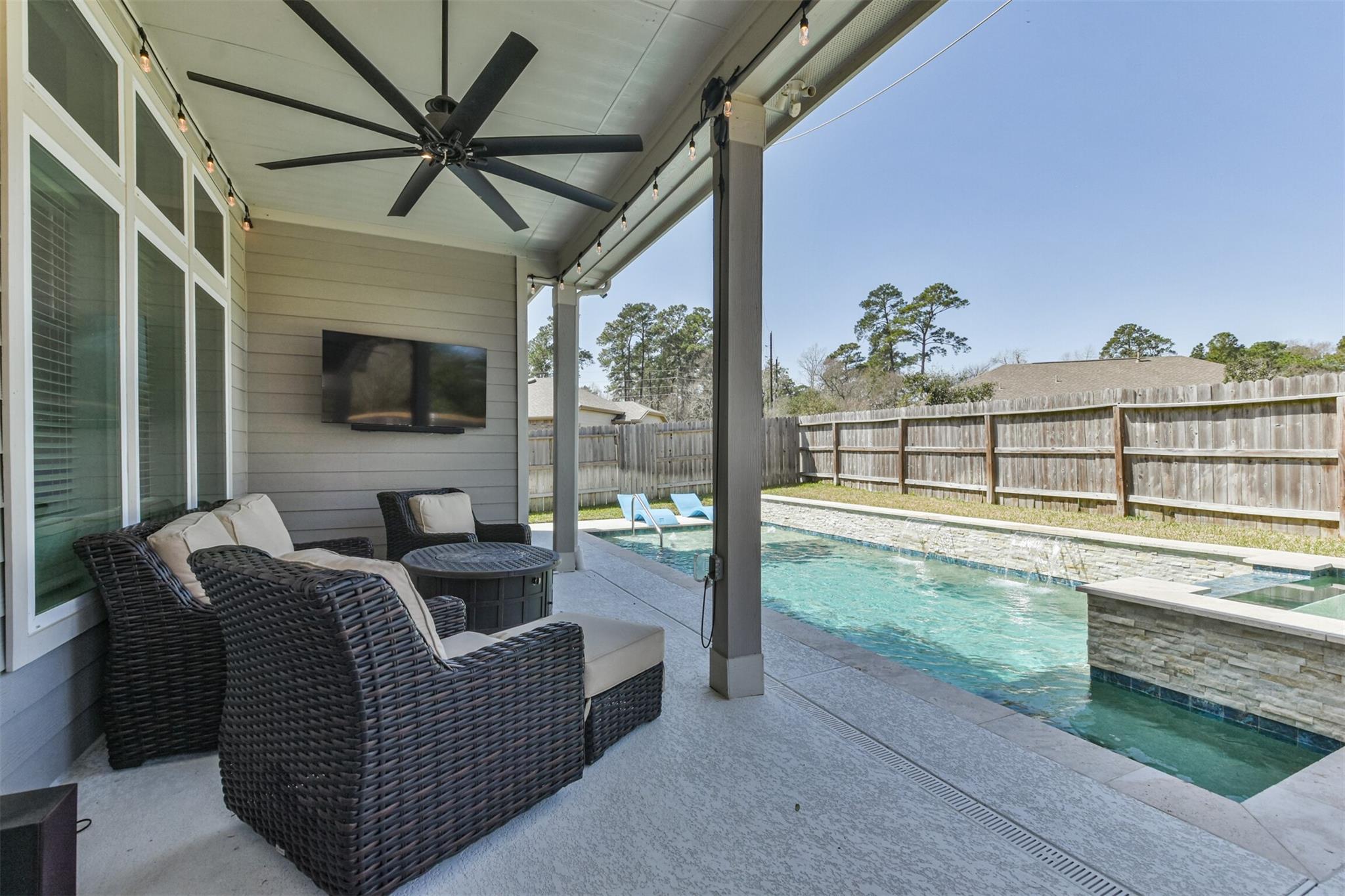 8741 Lookout Peak Lane
