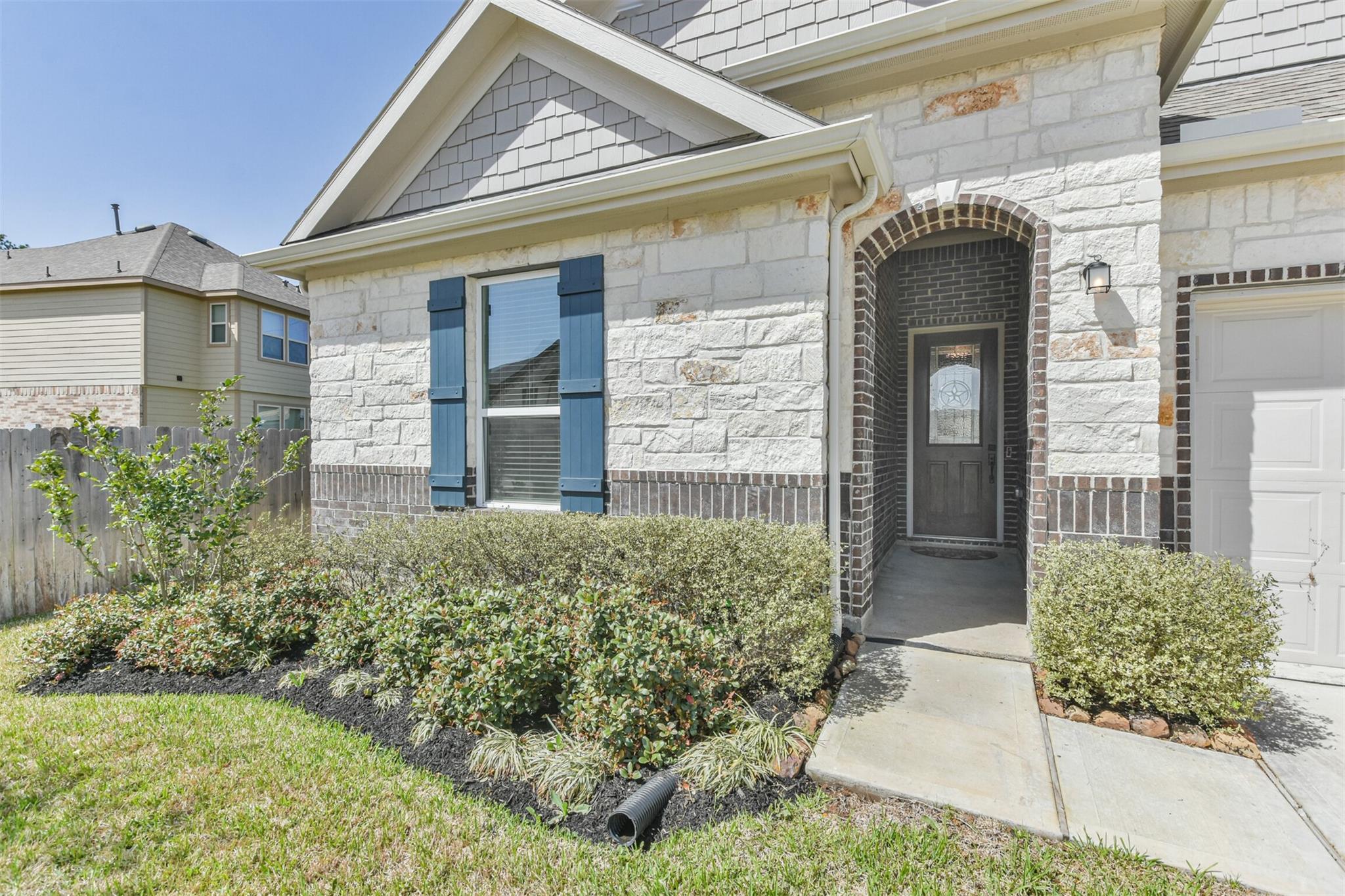 8741 Lookout Peak Lane