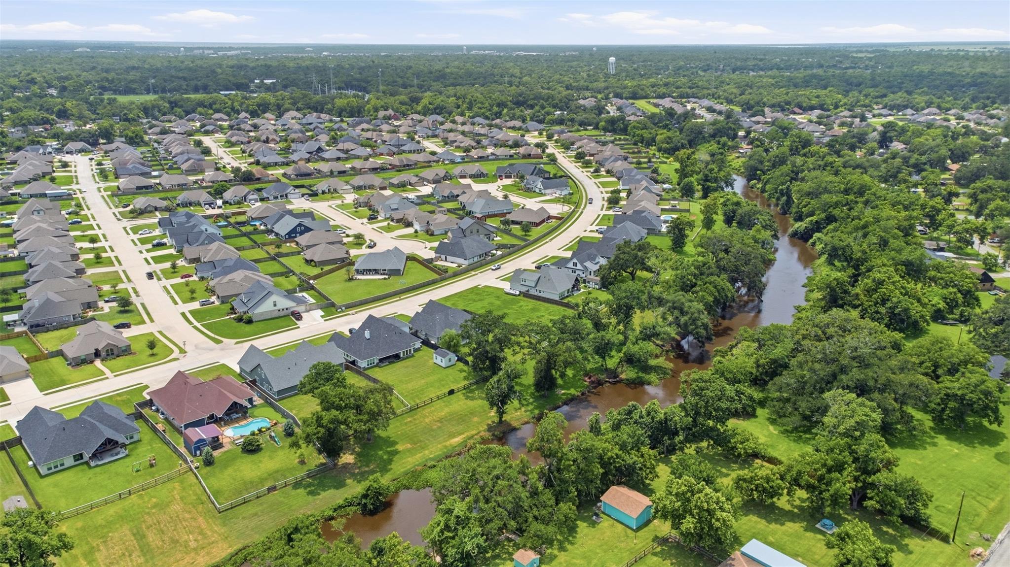 208 Creekside Lane