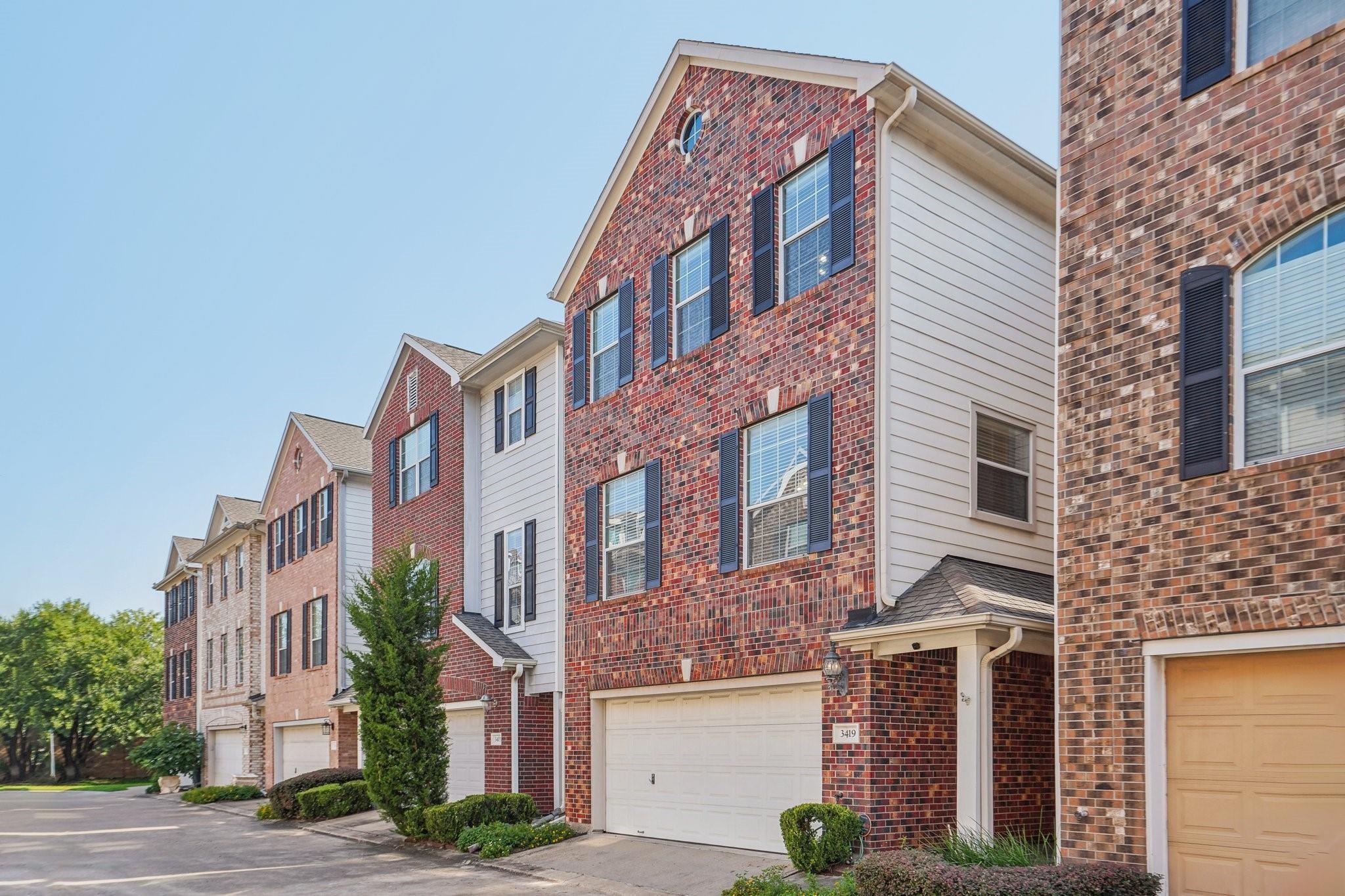 3419 Skyline Village Drive