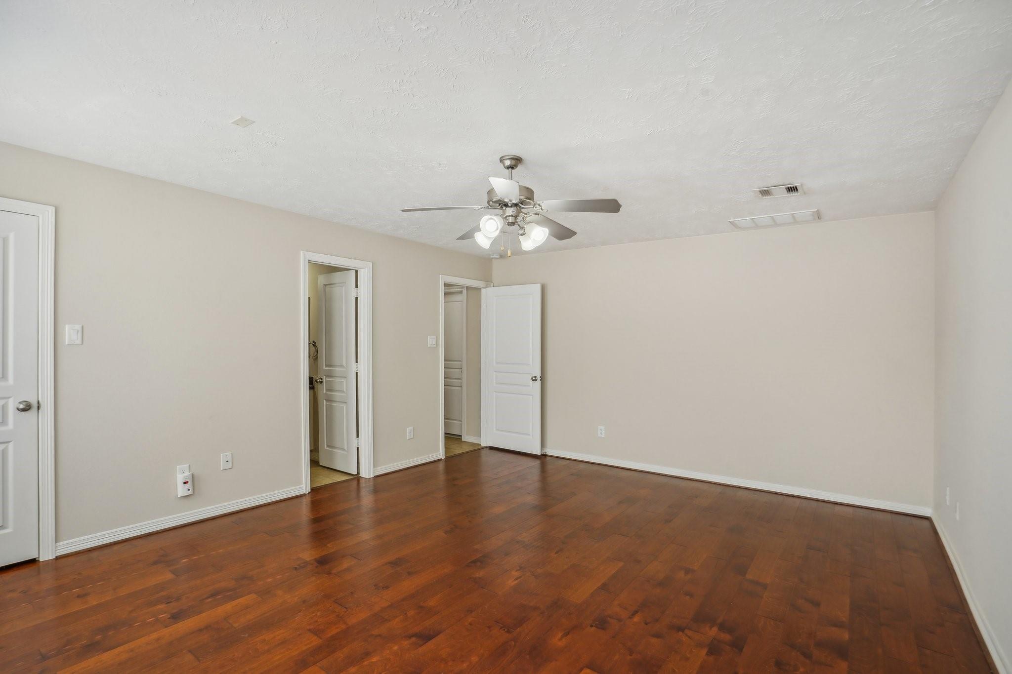 3419 Skyline Village Drive