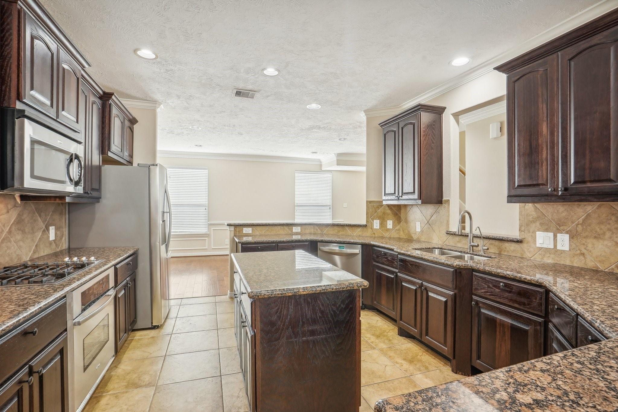 3419 Skyline Village Drive