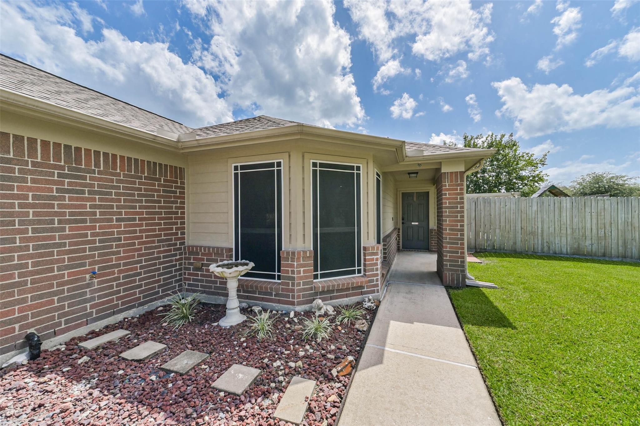 5435 Ginseng Drive