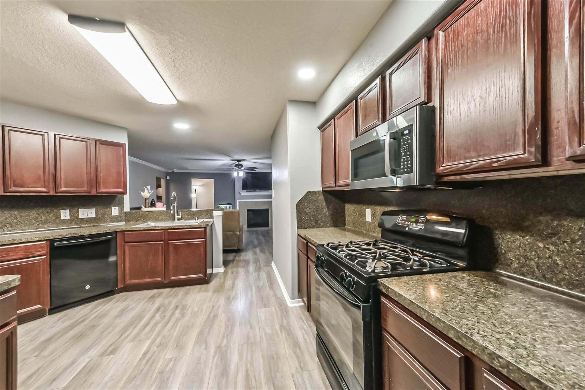 5435 Ginseng Drive