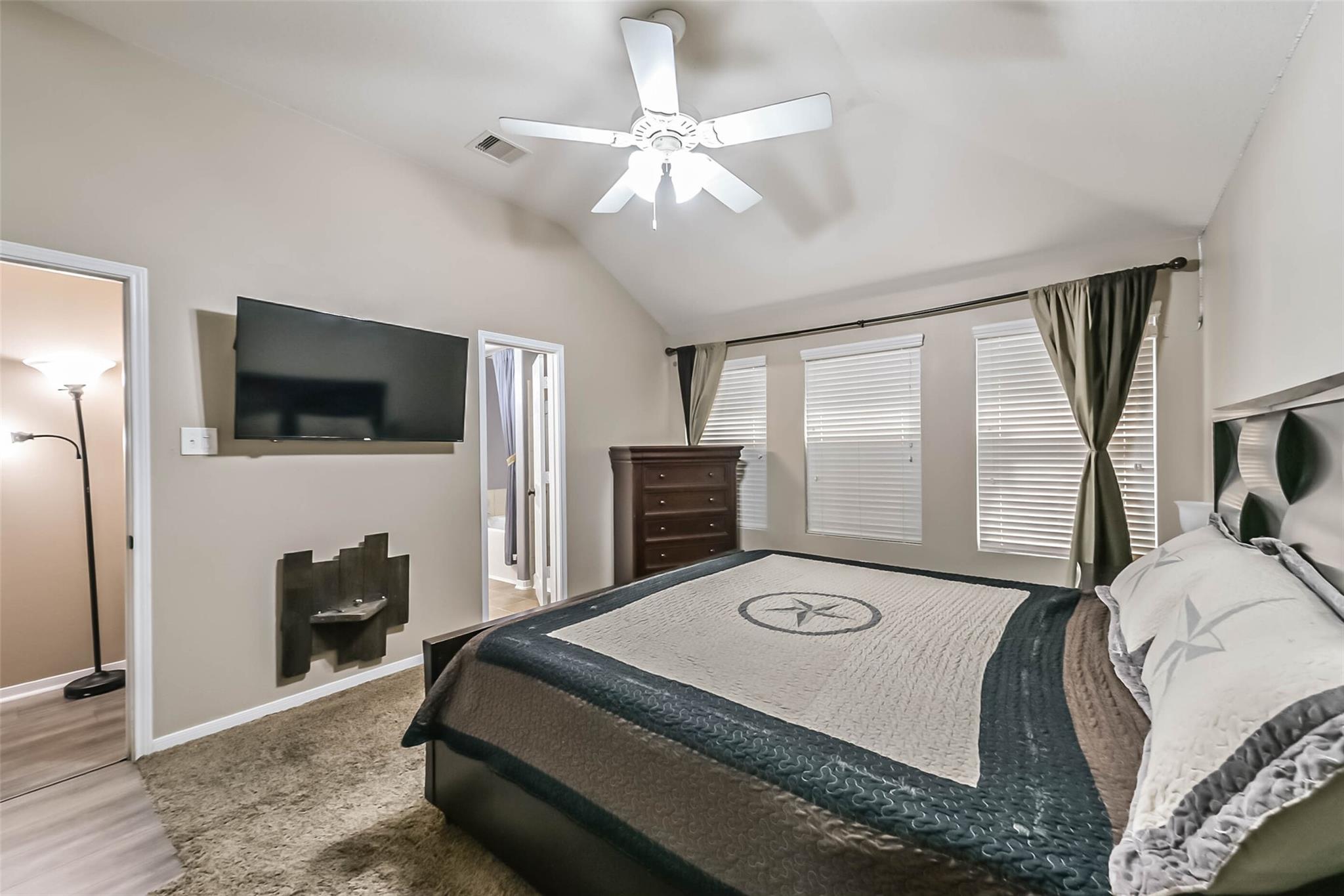 5435 Ginseng Drive