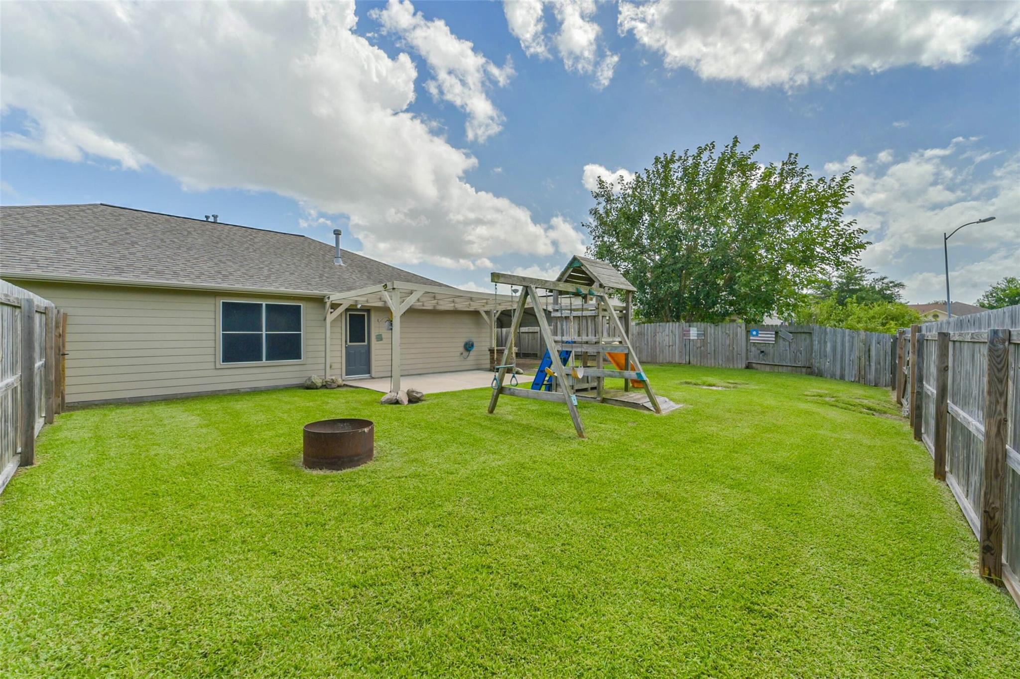 5435 Ginseng Drive