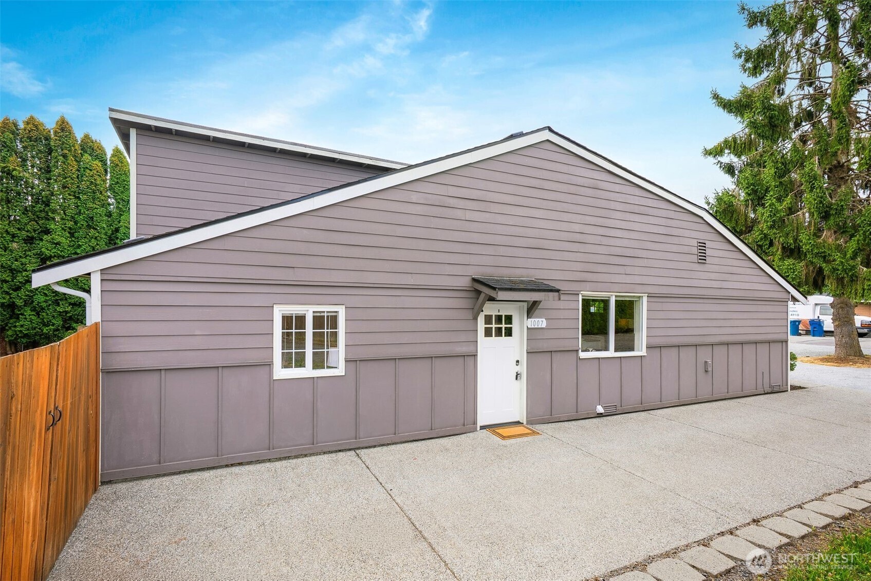 1007 Alice Avenue